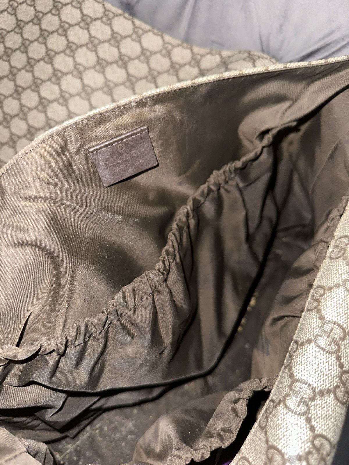 Gucci GG Supreme Medium Diaper Bag Size ONE SIZE - 6 Thumbnail