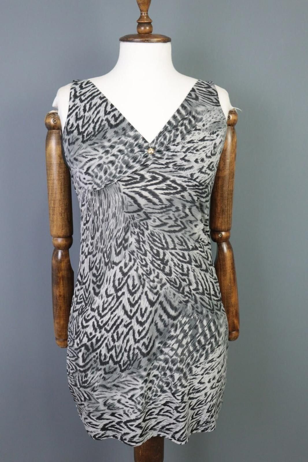 Roberto Cavalli Roberto Cavalli Multicolor Animals Printed Short Dress Sz L Size L / US 10 / IT 46 - 1 Thumbnail