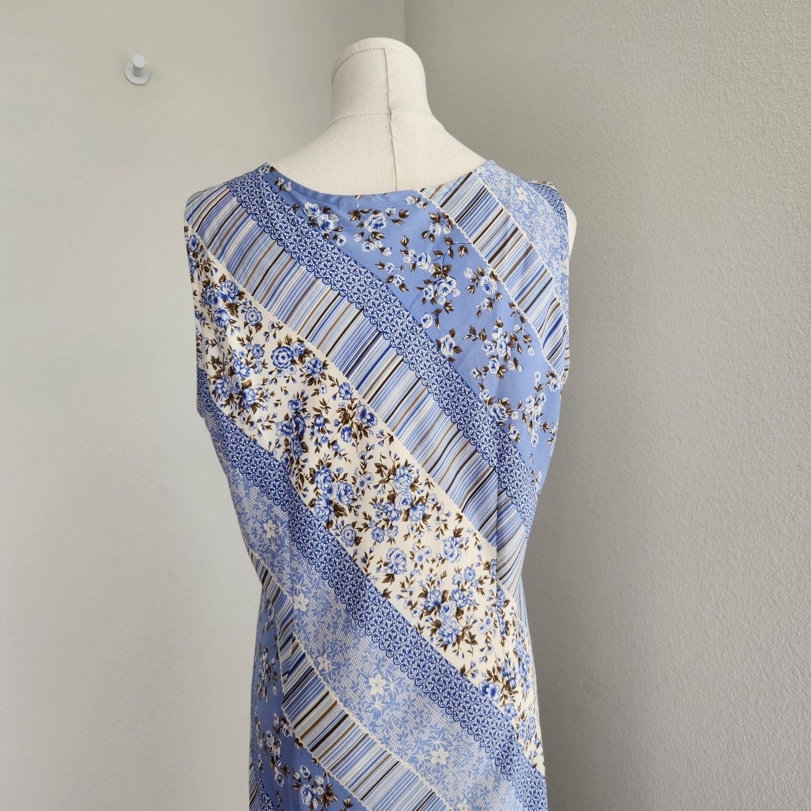 Vintage Vintage Blue Floral Striped Sheath Sleeveless Maxi Dress M Size M / US 6-8 / IT 42-44 - 9 Thumbnail