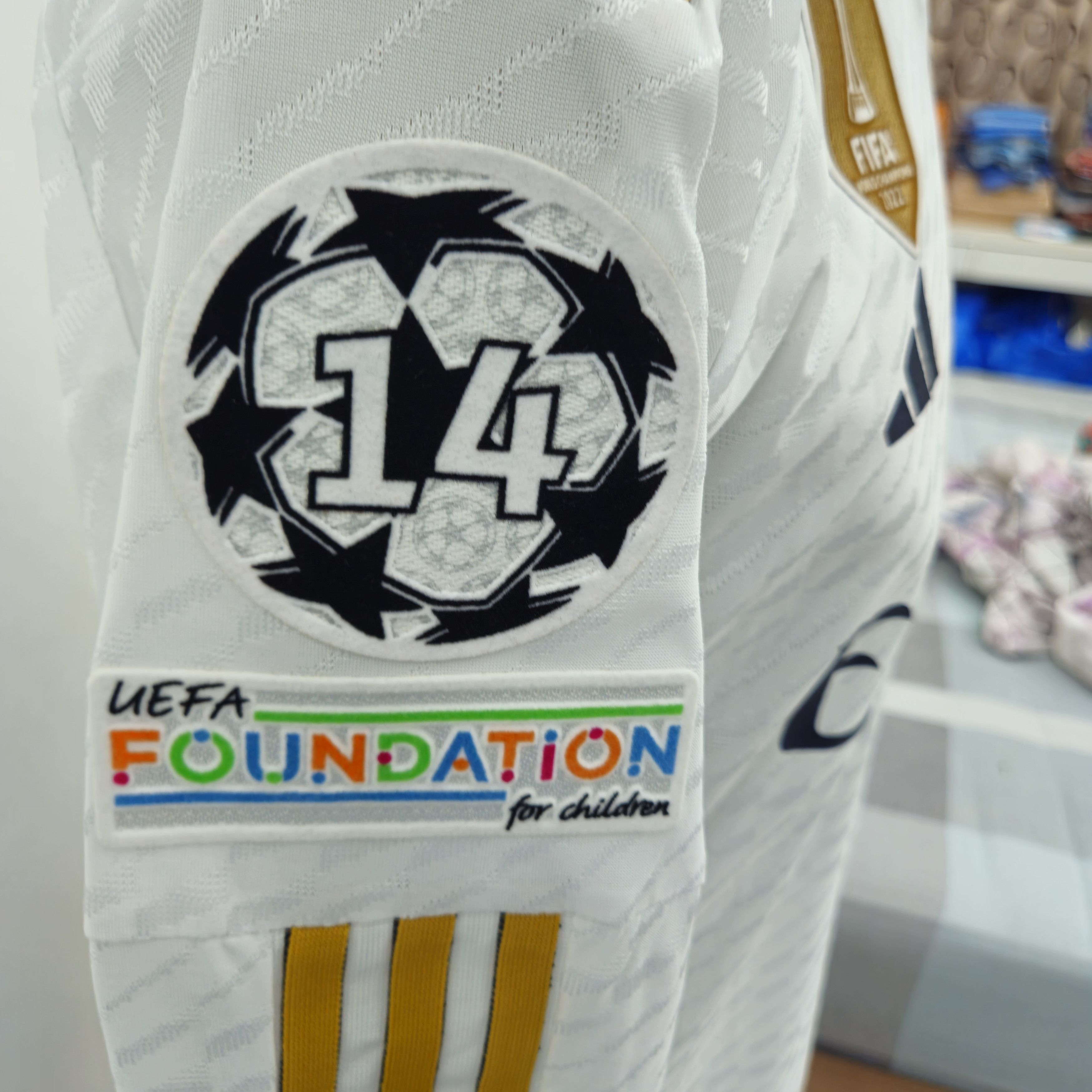 Other REAL MADRID 2023 2024 HOME LONG SLEEVE FINAL LONDON Size US M / EU 48-50 / 2 - 7 Thumbnail