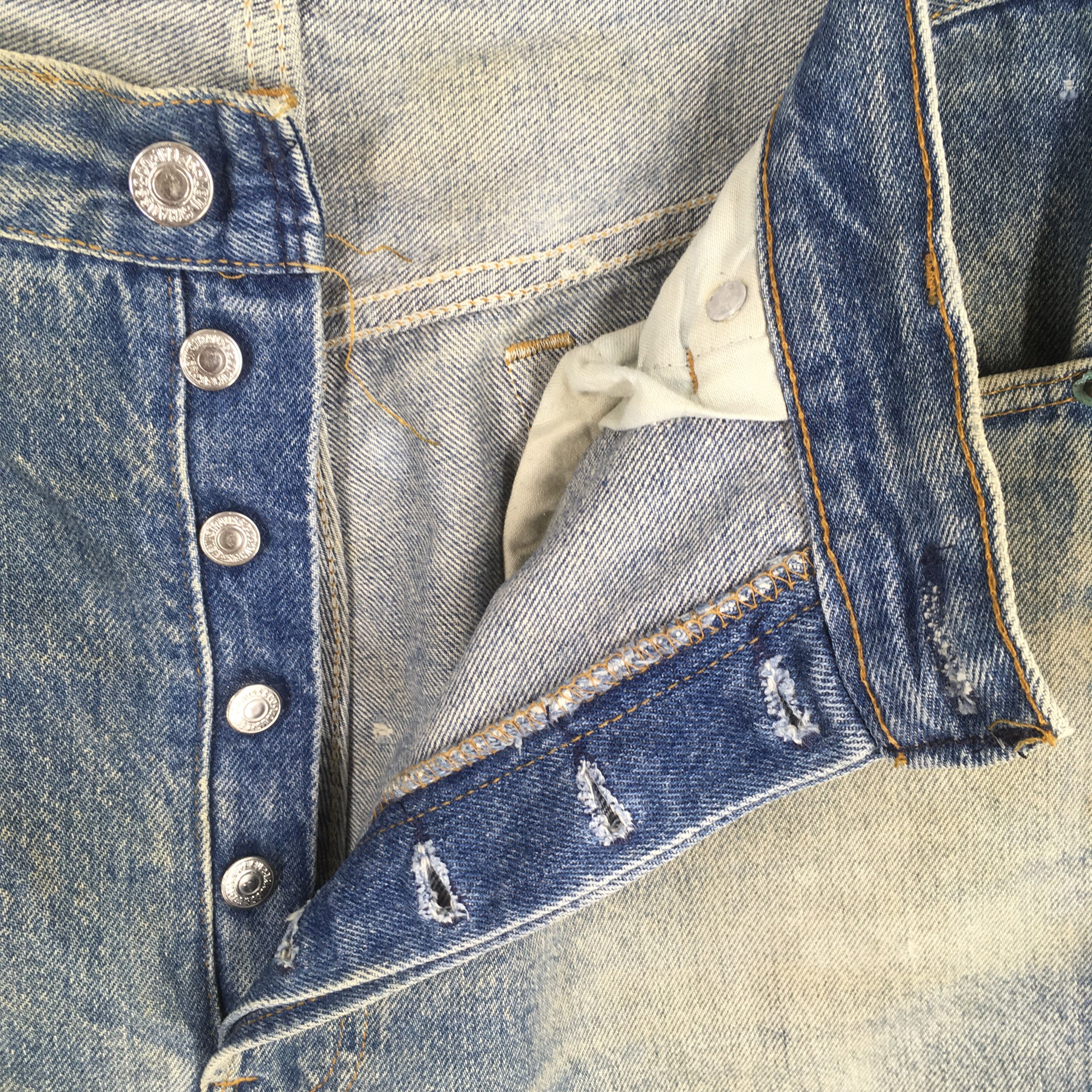 Size 34x29 Vintage 90s Levi's 501 Faded Blue Jeans