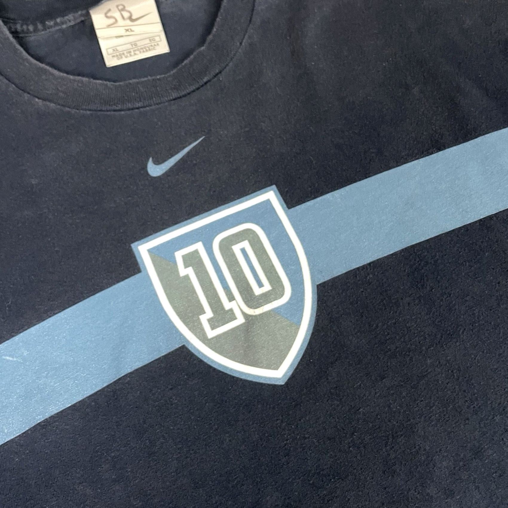 Nike VINTAGE Nike T Shirt Mens XL Blue Gray Tag Center Swoosh Vtg Shield Rare Check 90s Nike Swoosh Logo Shirt Mens XL Blue Gray Check Pattern Short Sleeve Size US XL / EU 56 / 4 - 3 Thumbnail