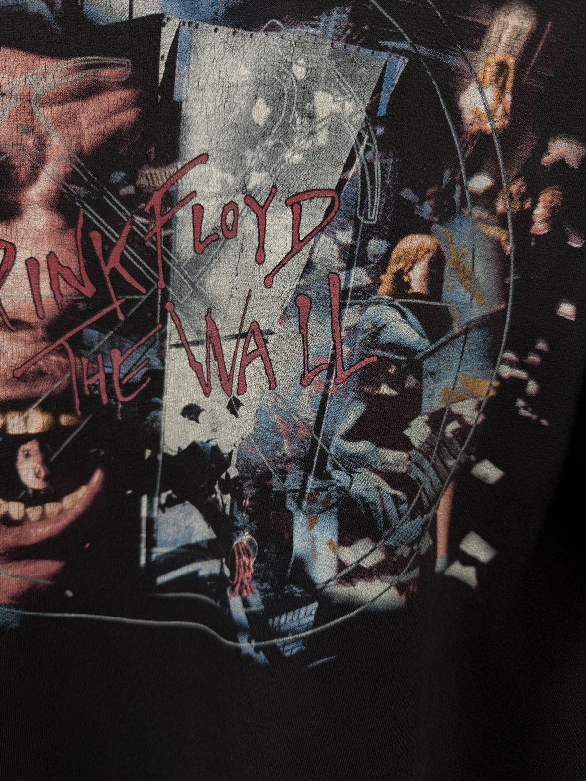 Vintage Vintage 90’s Pink Floyd The Wall T-Shirt Vtg Band Tee Large Size US L / EU 52-54 / 3 - 8 Thumbnail
