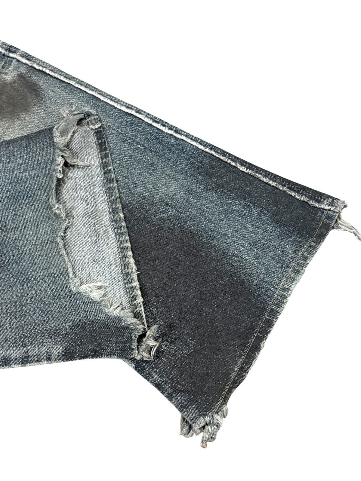 Tornado Mart TORNADO MART FLARED DISTRESSED BOOTCUTJEANS Size US 31 - 6 Thumbnail
