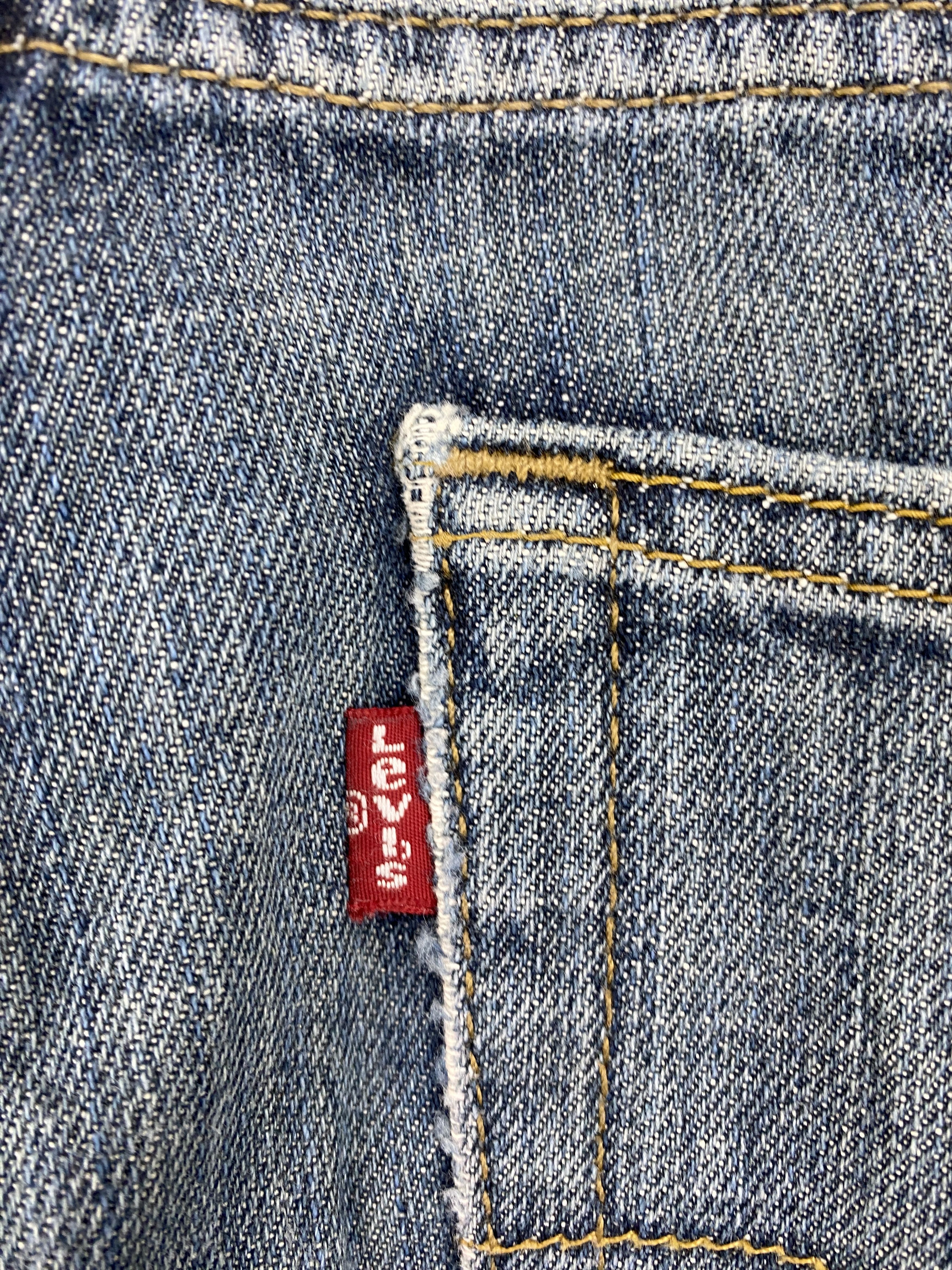 Levi's Vintage Distressed Levis 527 Flared Bootcut Blue Jeans S0045 Size US 35 - 6 Thumbnail