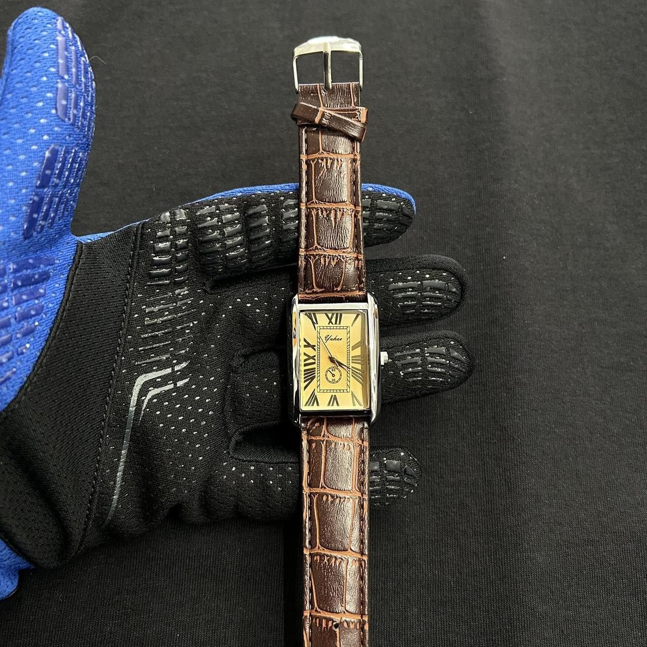 Vintage Vintage 2000s Style Brown Rectangular Quartz Leather Watch Size ONE SIZE - 5 Thumbnail
