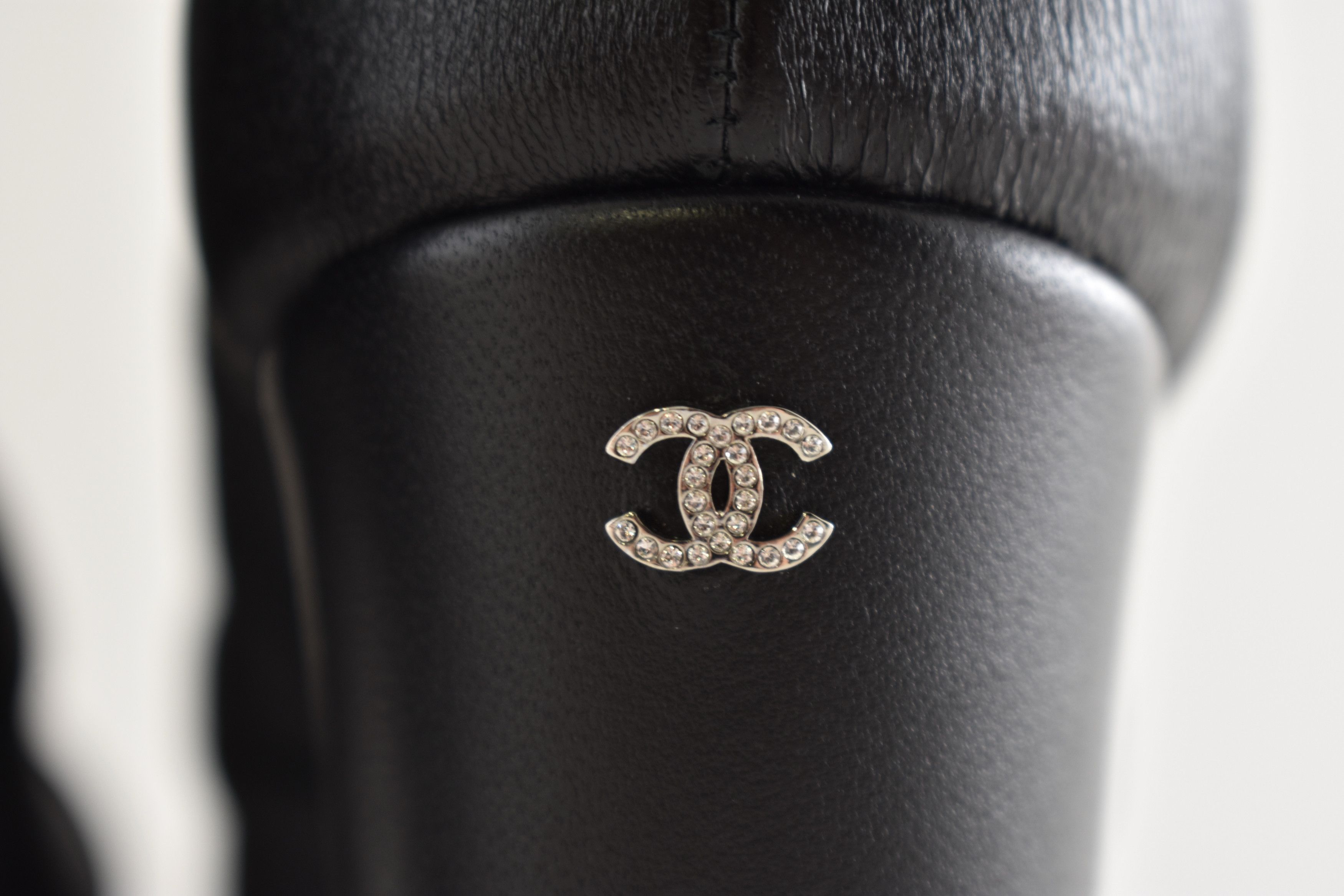 Chanel 24K Lambskin CC Platform Block Heel Knee High Boots 37.5C Size US 7.5 / IT 37.5 - 16 Thumbnail