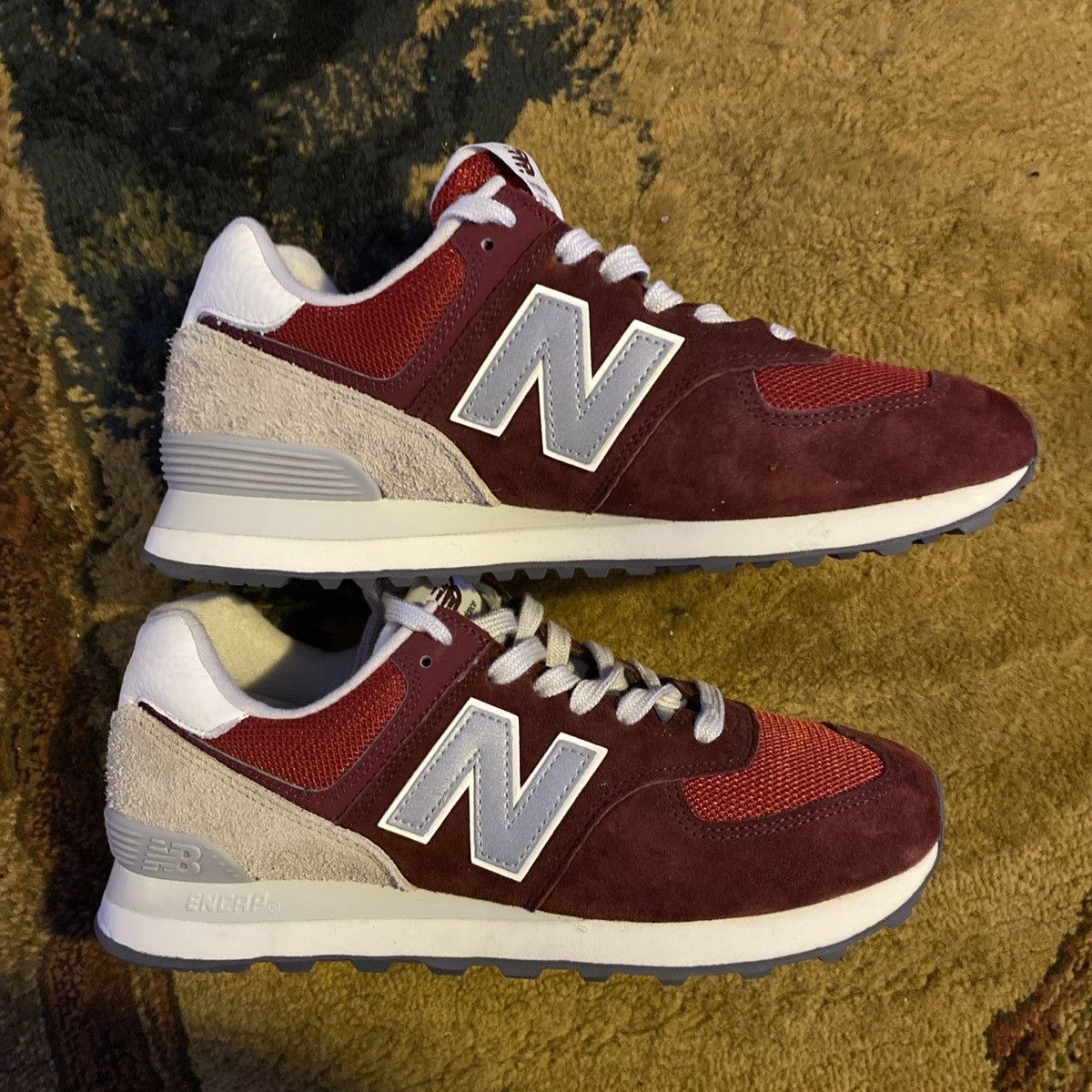 New Balance New Balance 574 Lunar New Year - Classic Crimson Size 8.5 Size US 8.5 / EU 41-42 - 3 Thumbnail