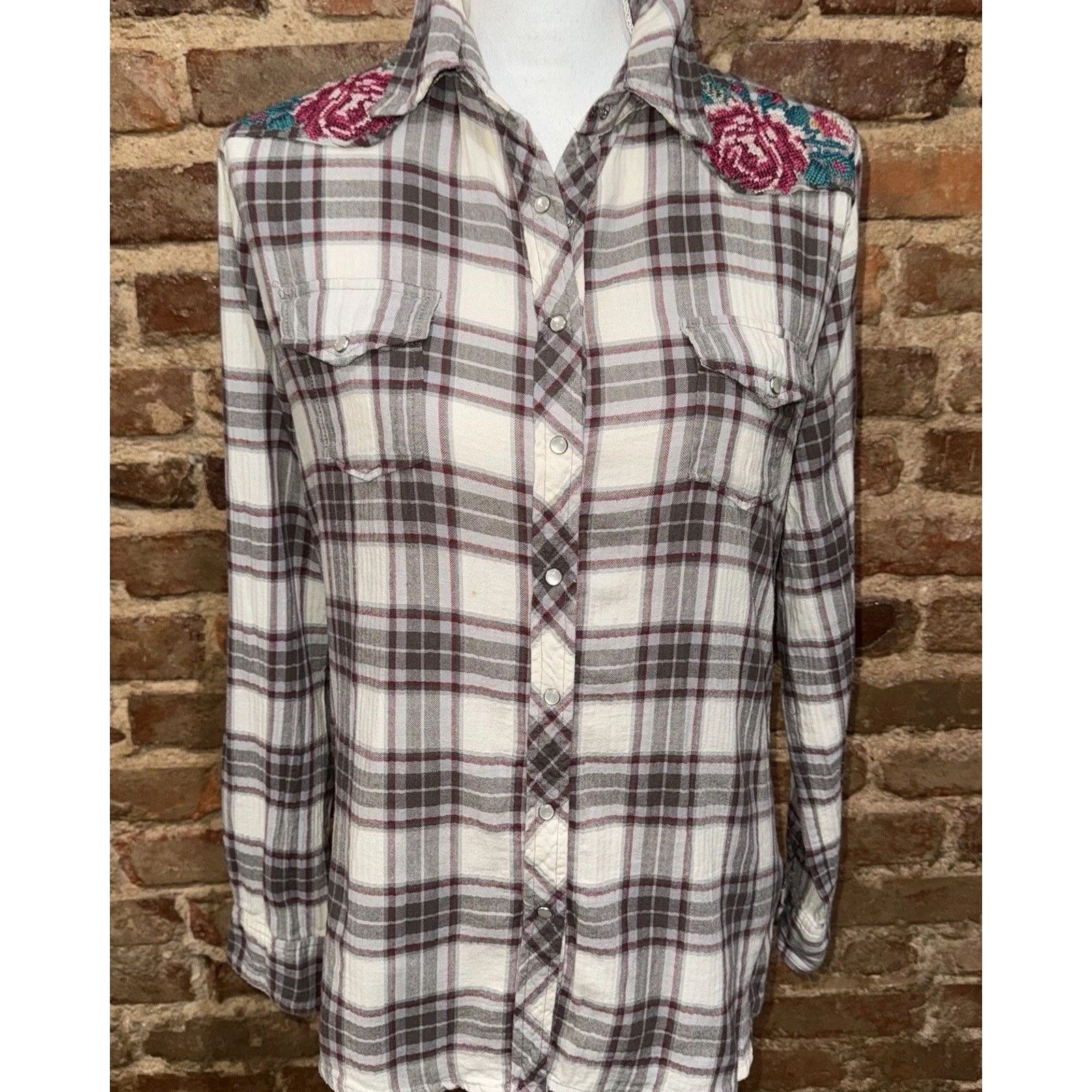 Johnny Was Johnny Was Plaid Sz S Floral Rose Cross Stitch Western EUC Size M / US 6-8 / IT 42-44 - 2 Thumbnail