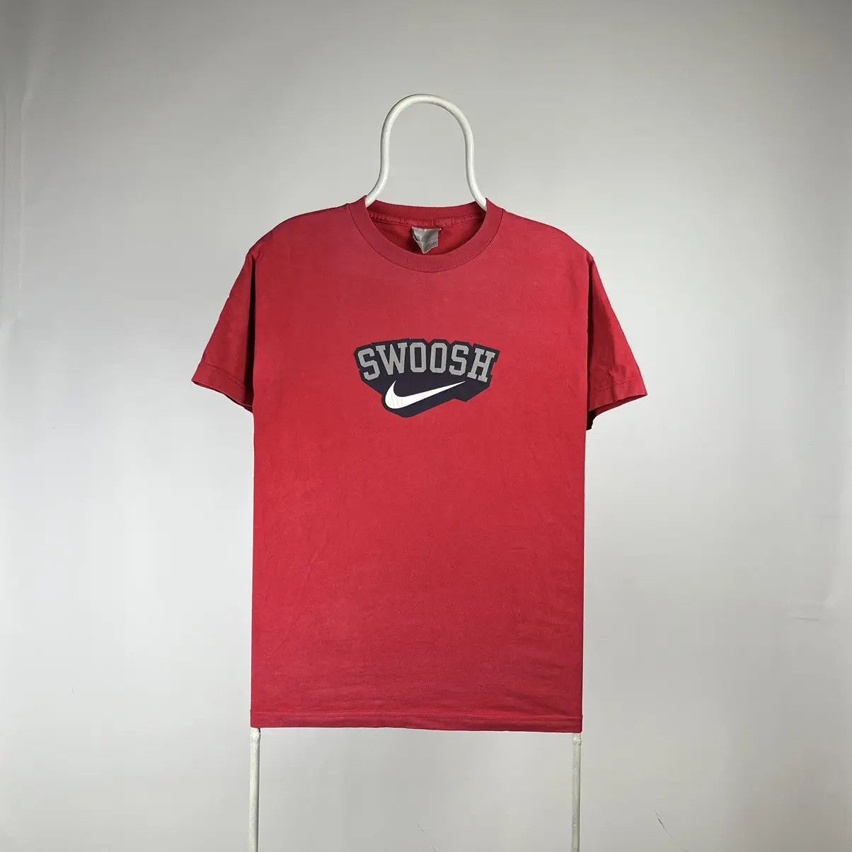 Nike Vintage Nike T-shirt swoosh size Medium Size US M / EU 48-50 / 2 - 1 Thumbnail