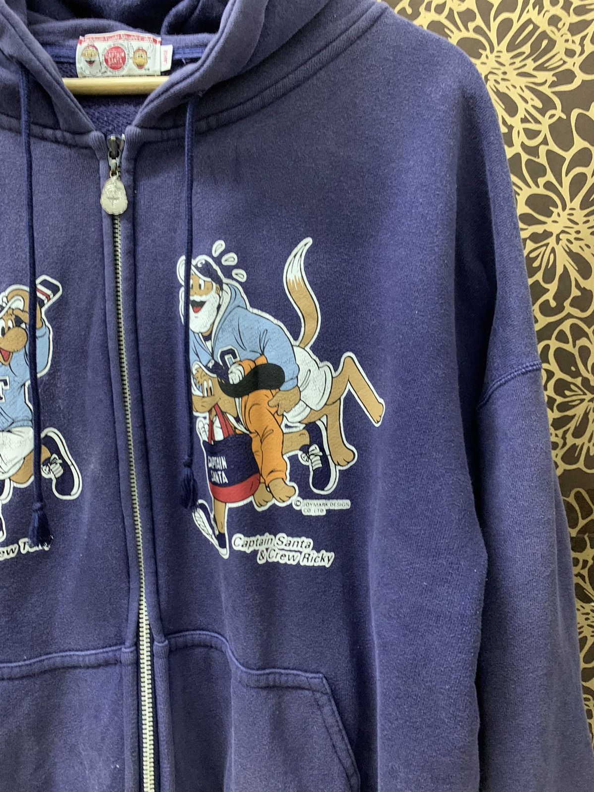 Vintage VINTAGE CAPTAIN SANTA SPORTS CLUB HOODIE Size US L / EU 52-54 / 3 - 3 Thumbnail
