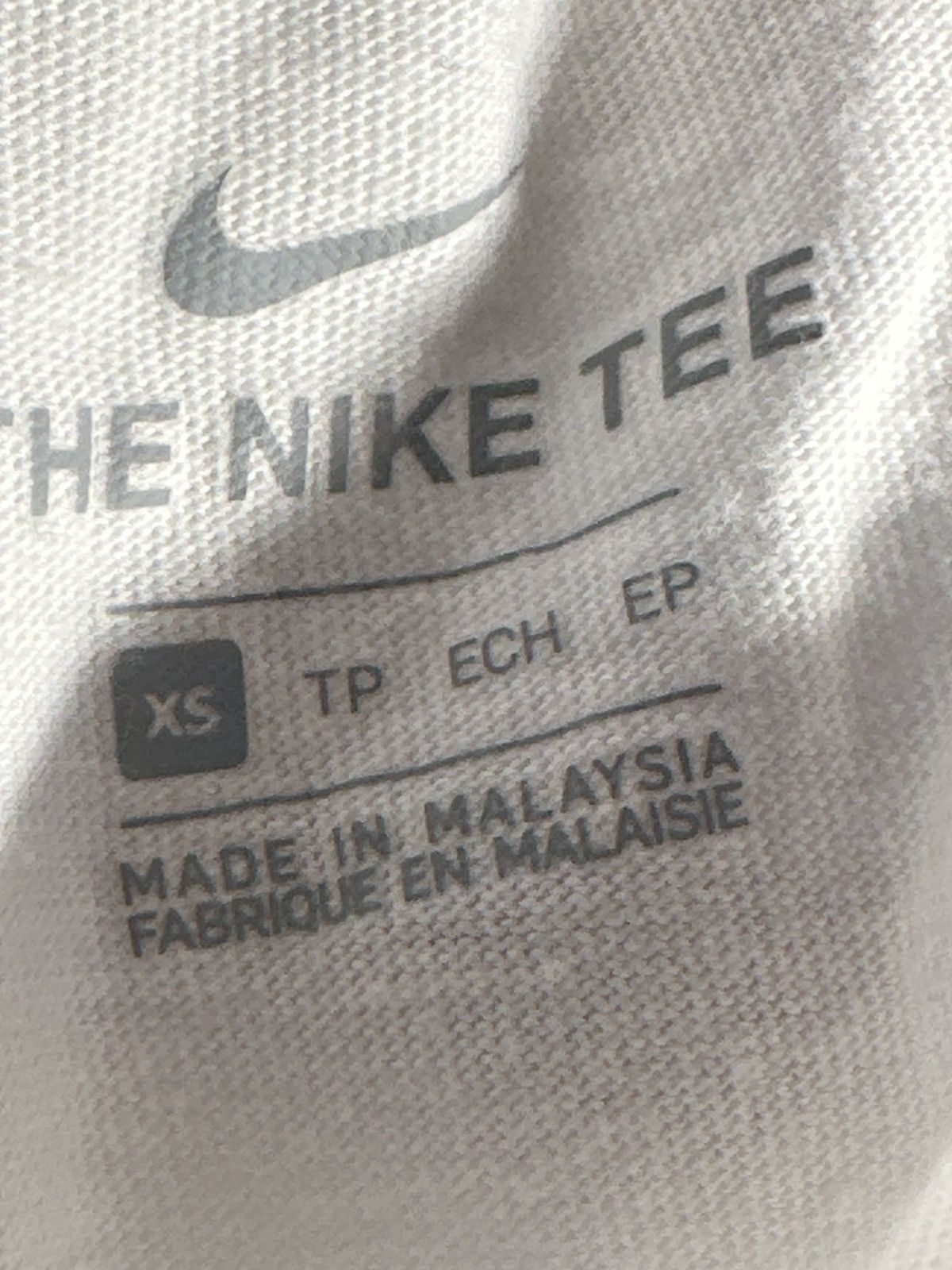 Nike NIKE T-SHIRT SPORTSWEAR ESSENTIAL Size XS / US 0-2 / IT 36-38 - 5 Thumbnail