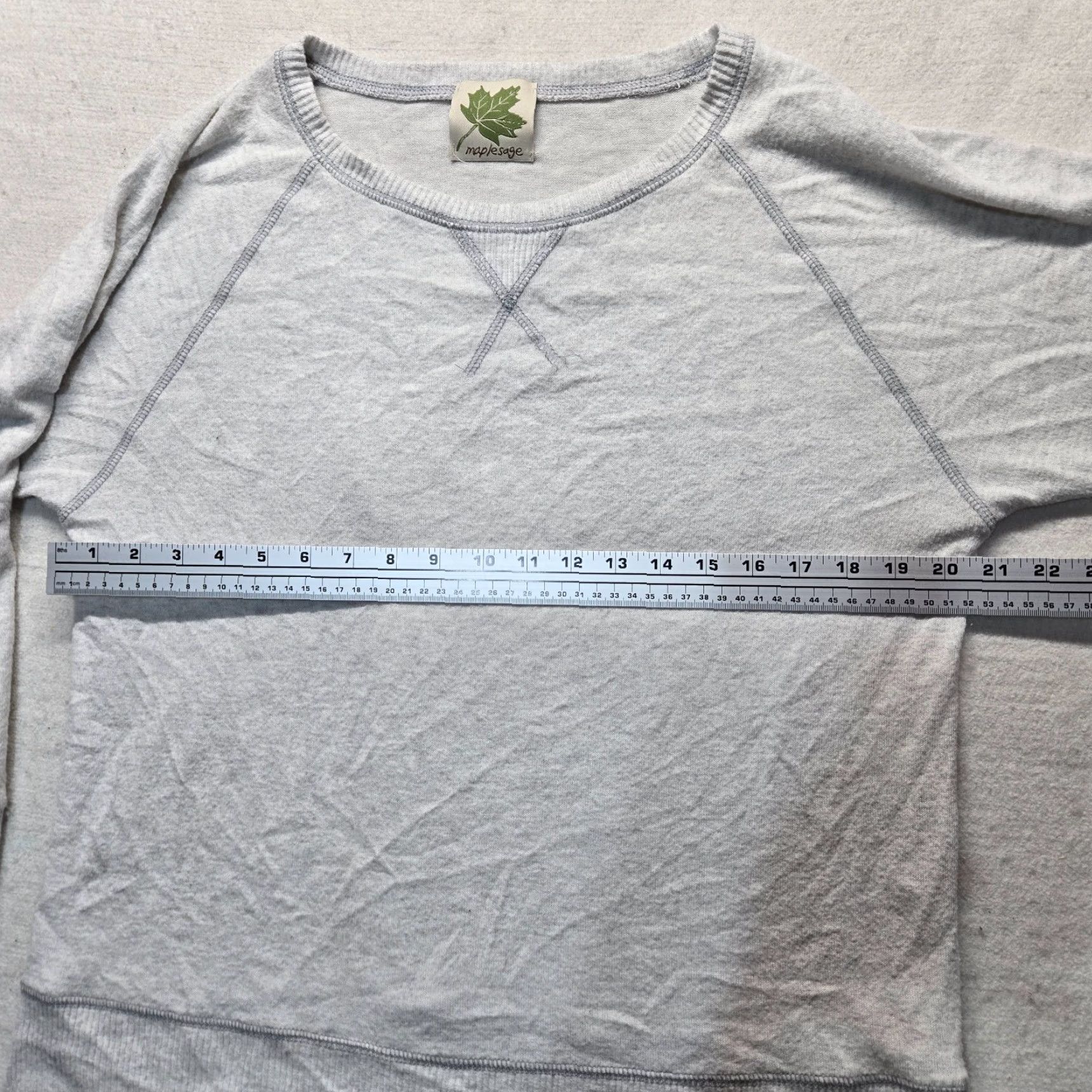 Vintage Maple Sage Sweater Pullover Shirt Women M Gray Long Sleeve Crew Neck Casual 74% Rayon Knit Lightweight Fall Winter Mens Women Size M / US 6-8 / IT 42-44 - 4 Thumbnail