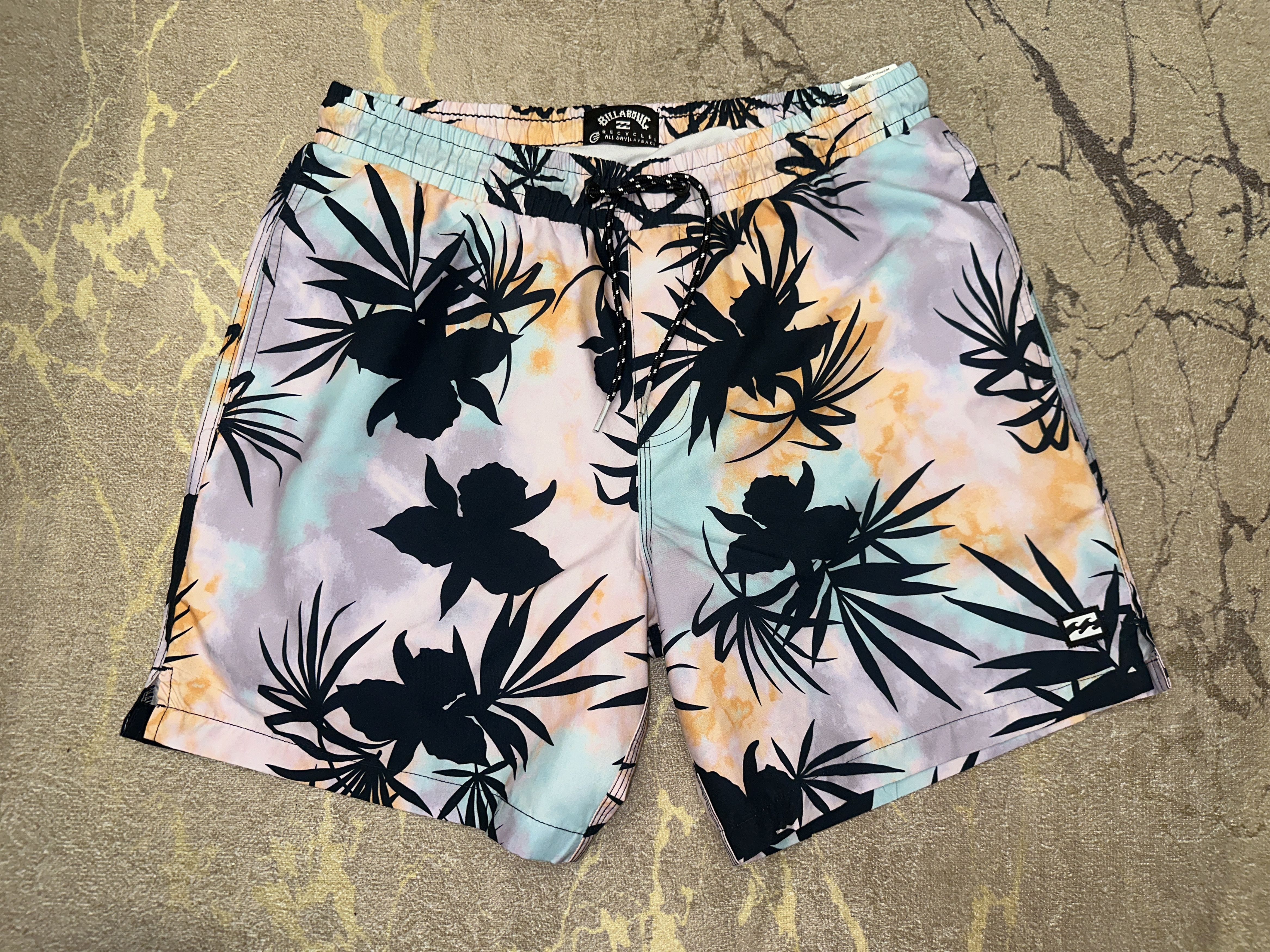 Billabong Billabong Floral Palm Hawaii Surf Board Shorts Trunks Size S Size US 30 / EU 46 - 1 Thumbnail