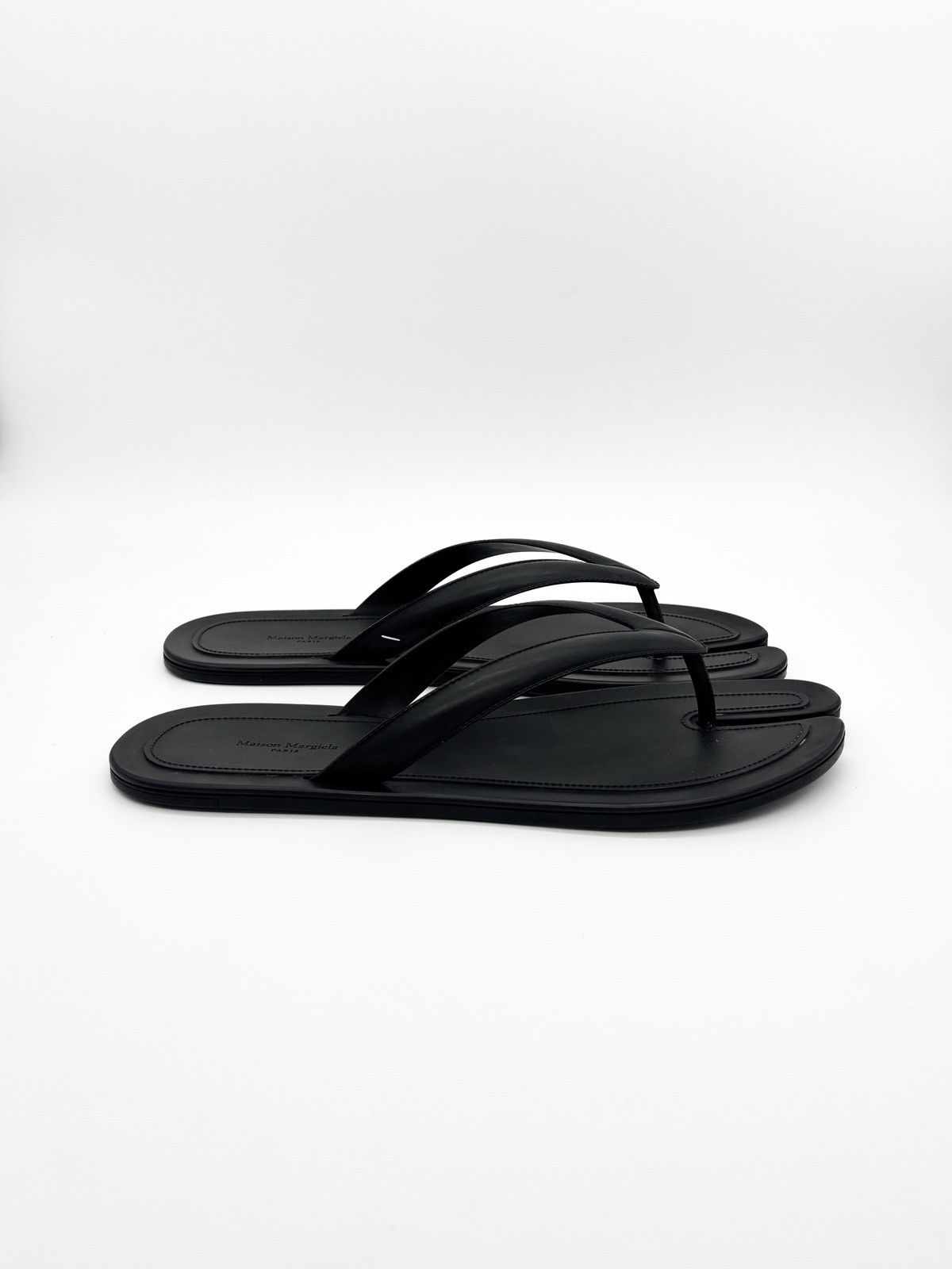 Maison Margiela Maison Margiela Flip Flops Size US 10.5 / EU 43-44 - 3 Thumbnail