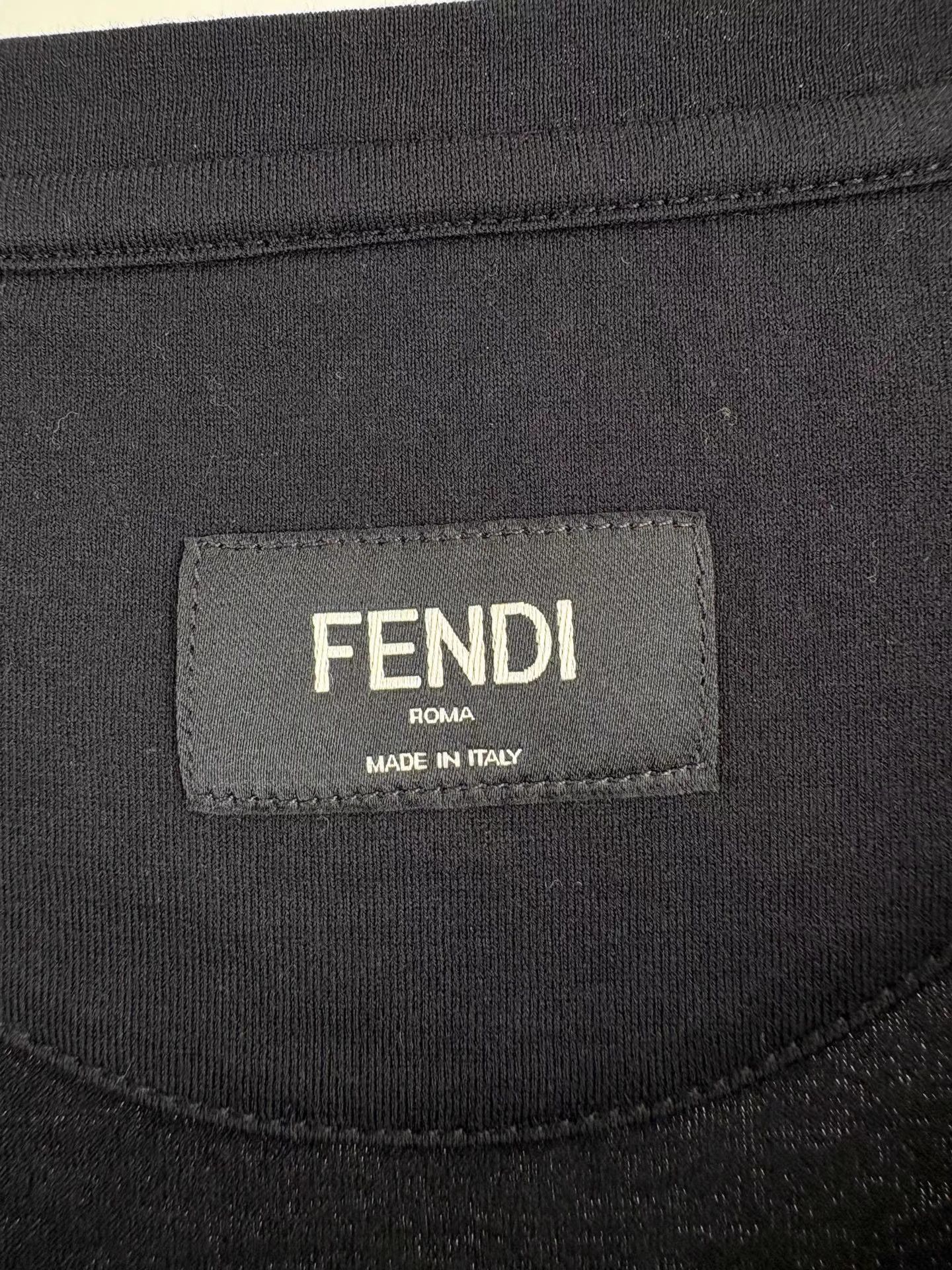 Fendi FENDI Rhinestone Short Sleeve K1 Size US XXL / EU 58 / 5 - 4 Thumbnail