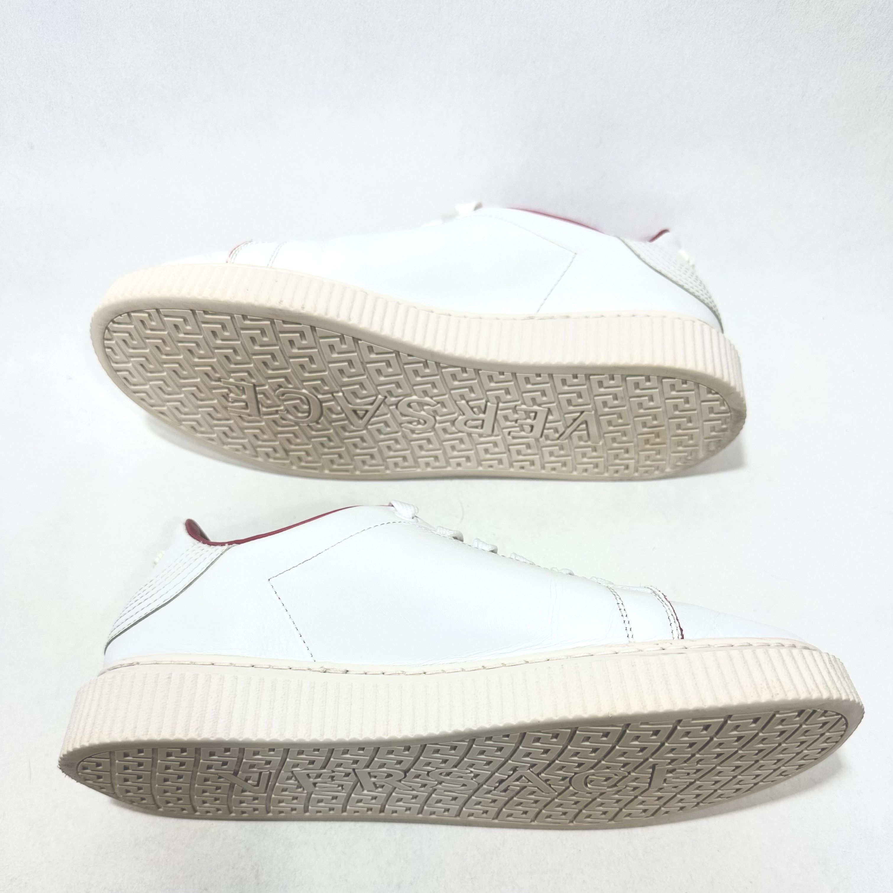 Versace Medusa head logo sneakers in white with pink trim Size US 7 / IT 37 - 5 Thumbnail