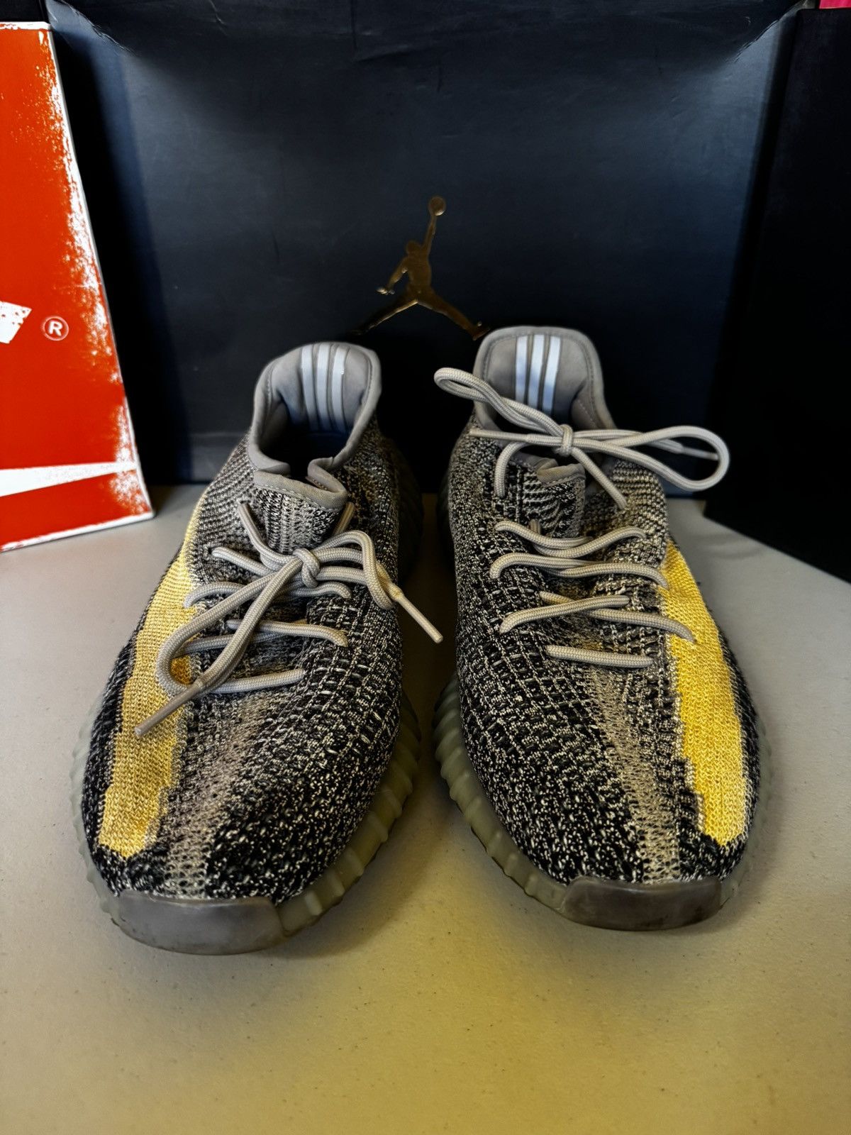 Yeezy Yeezy 350 Ash Blue Size US 10 / EU 43 - 2 Thumbnail