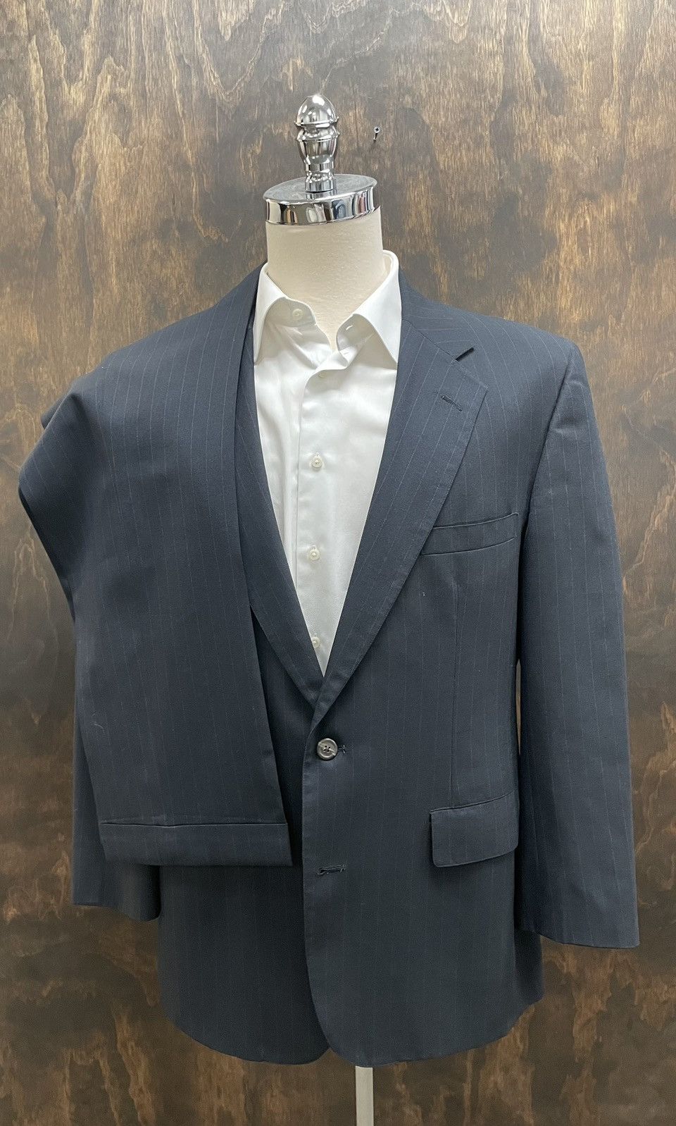 Brooks Brothers × Vintage Subtle Pinstripe Wool Suit Size 46R - 1 Thumbnail