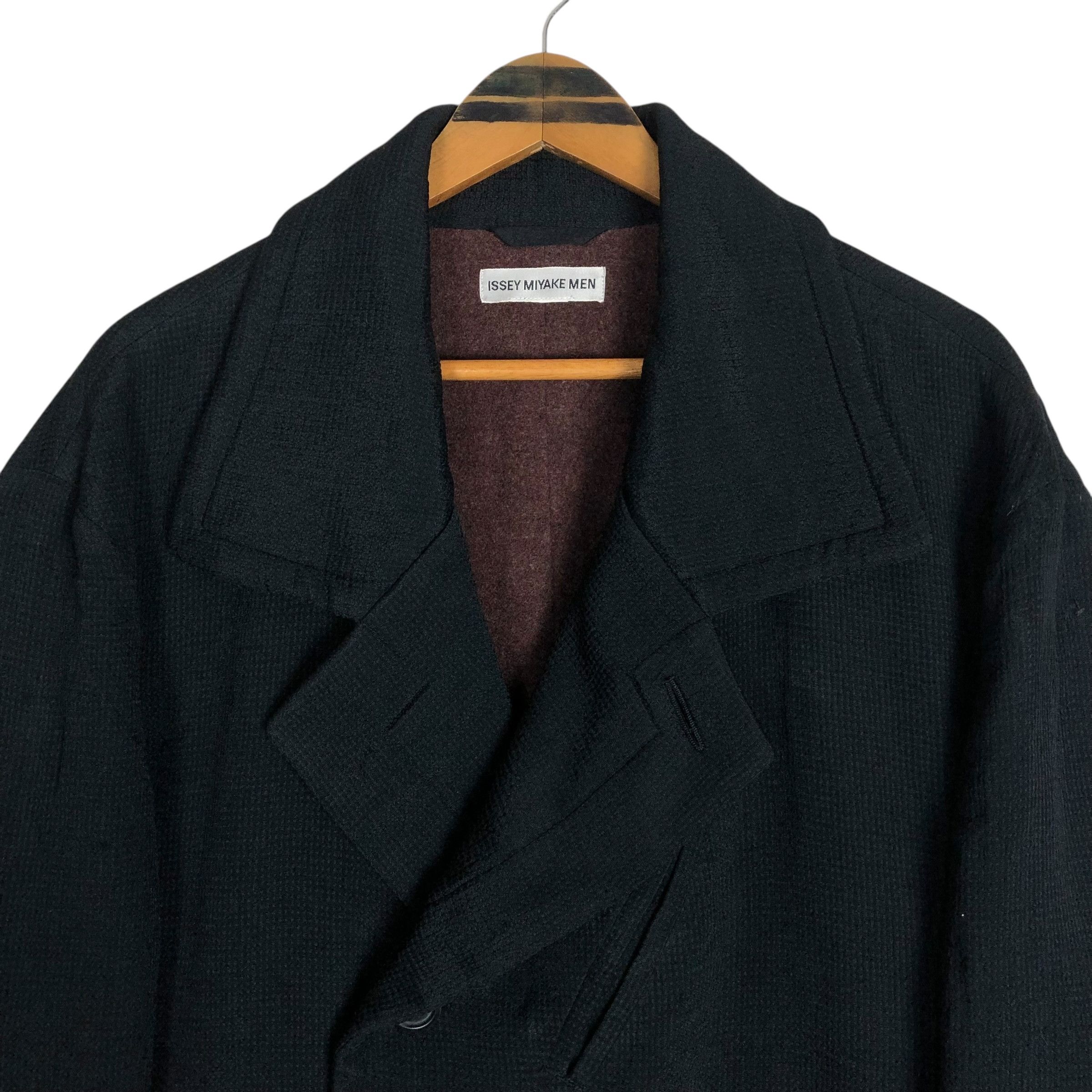 Issey Miyake Vintage Issey Miyake Men A/W 1995 Double Breasted Overcoat Size US L / EU 52-54 / 3 - 8 Thumbnail