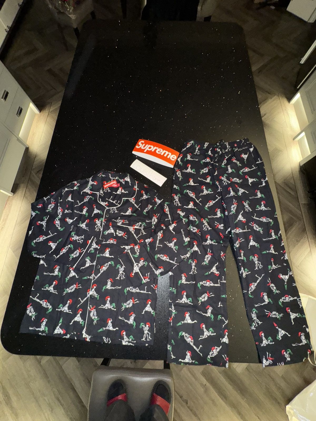 Supreme Supreme FW25 Holiday Pajama Set Size US S / EU 44-46 / 1 - 9 Thumbnail