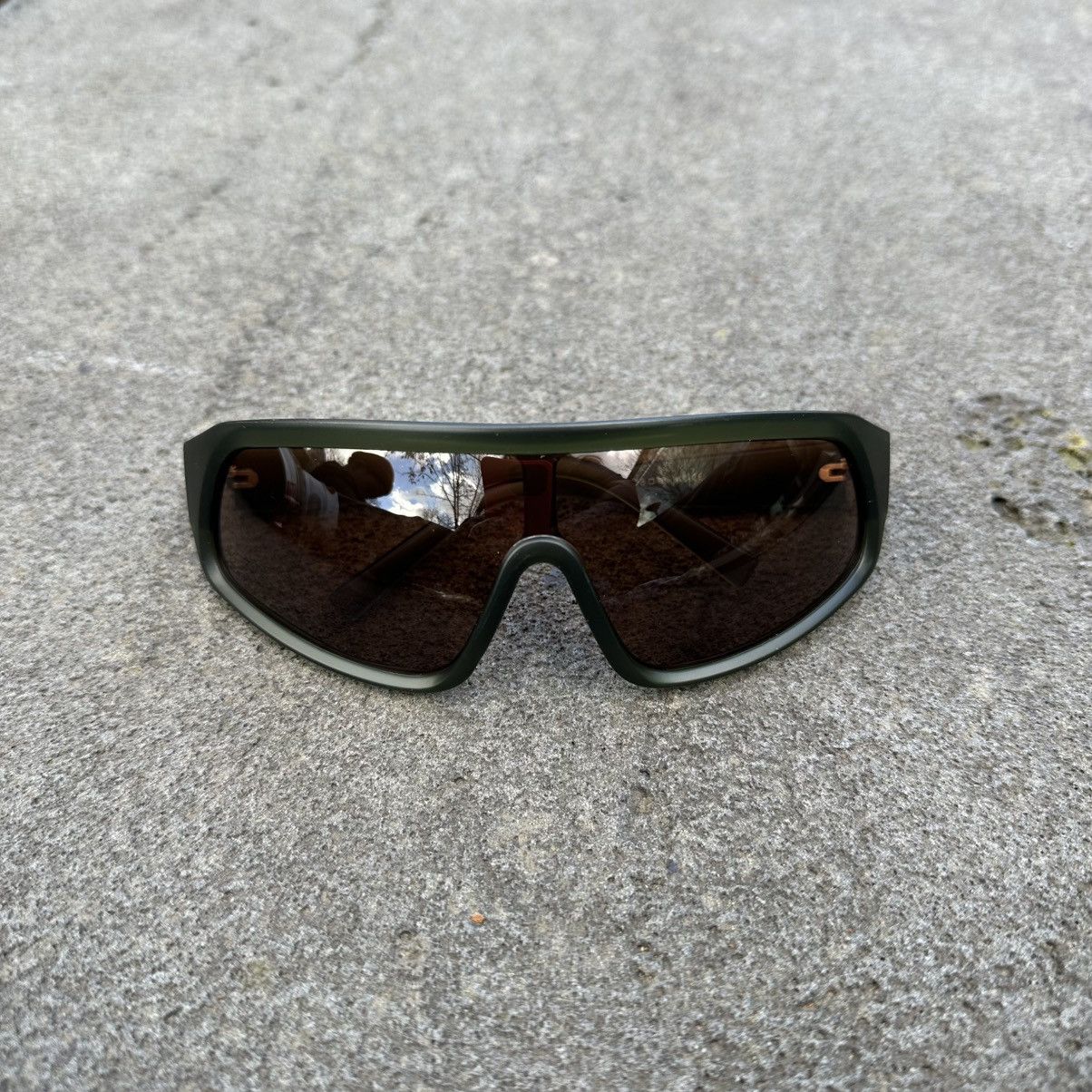 Other Y2K Unisex Sunglasses Retro Fashion Shades YT20280-02 Size ONE SIZE - 1 Thumbnail