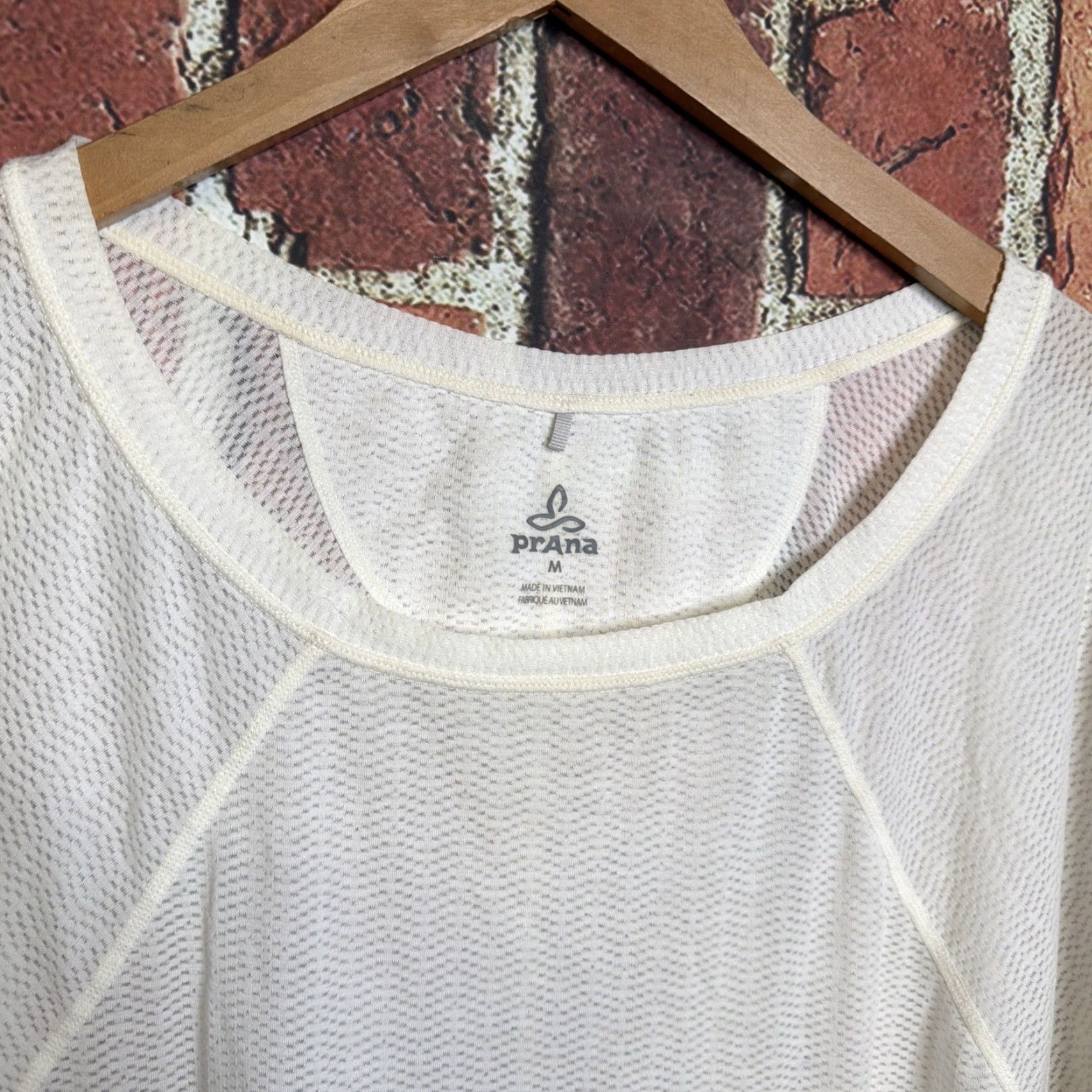 Prana prAna Tencel Blend Crew Neck Short Sleeve T Shirt Women's Beige Medium Size M / US 6-8 / IT 42-44 - 2 Thumbnail
