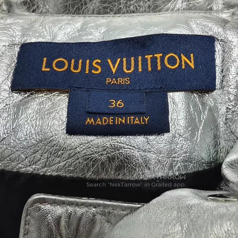 Louis Vuitton Louis Vuitton Silver full logo down jacket Size XS / US 0-2 / IT 36-38 - 3 Thumbnail
