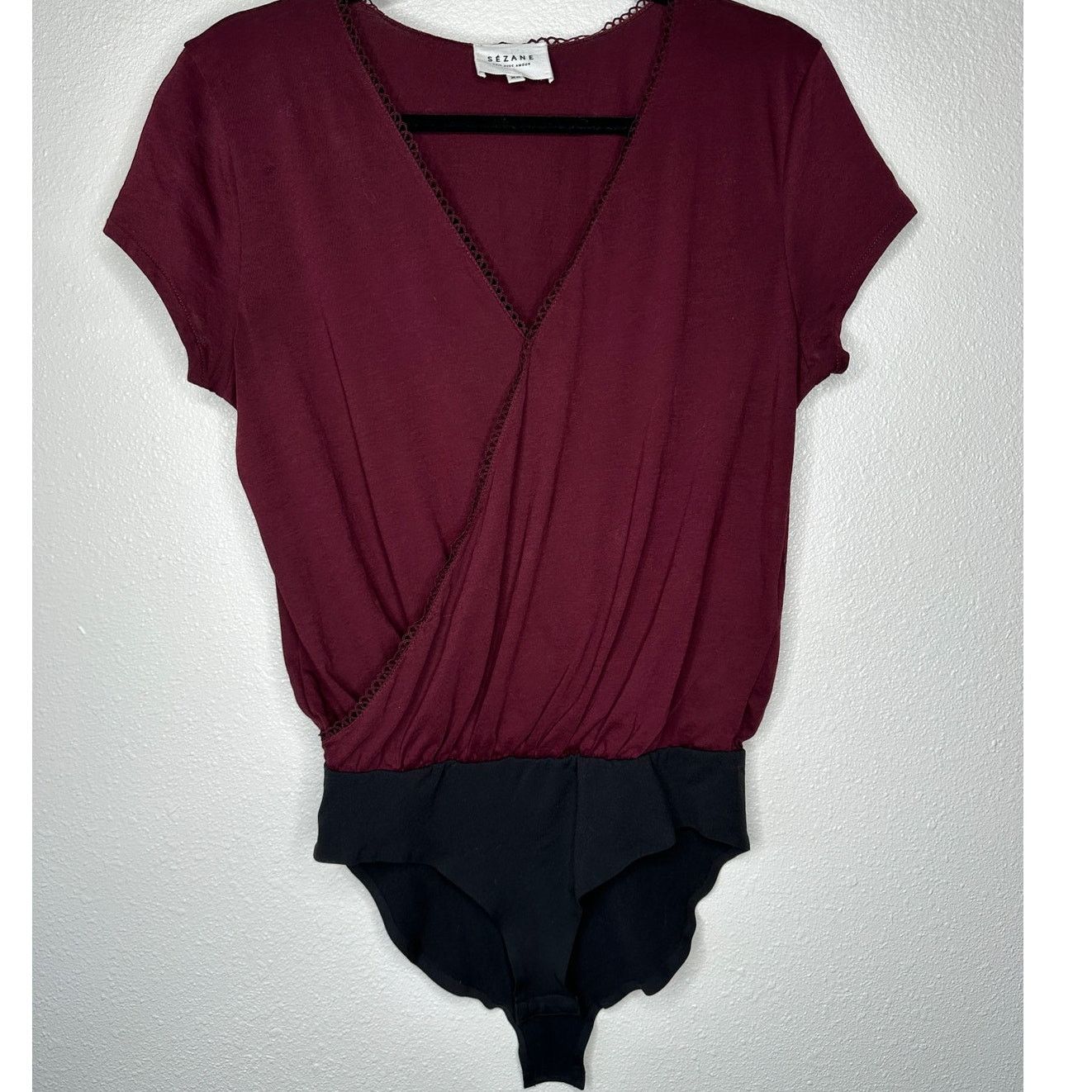 Sezane Sezane Burgundy Thibault Bodysuit Crossover-V Short Sleeve Size 23" - 1 Thumbnail