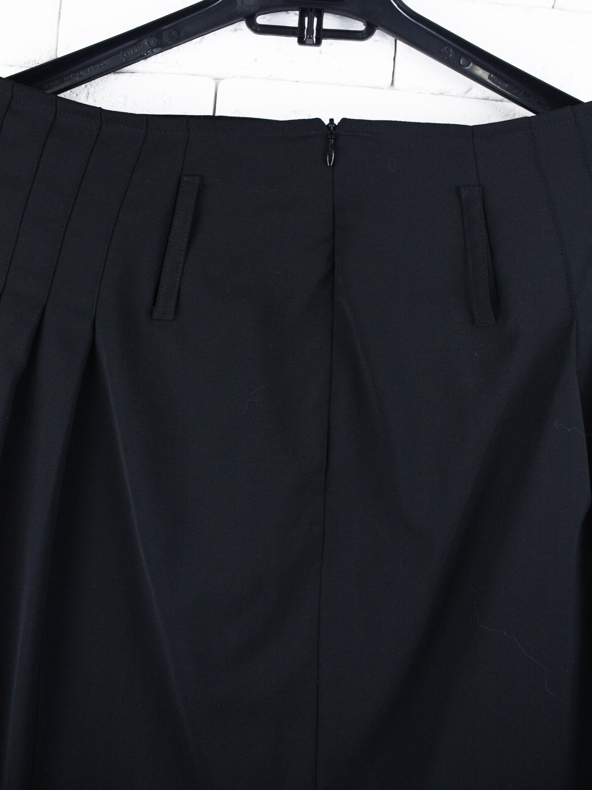 Burberry Burberry Skirt Black Pleated Size 28" / US 6 / IT 42 - 4 Thumbnail