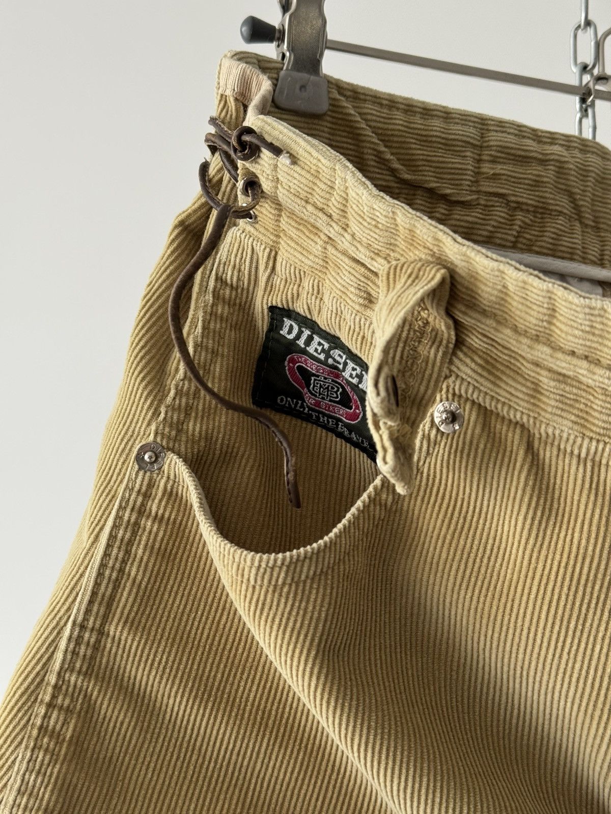Diesel Vintage Y2K Diesel Women’s Gold Corduroy Trousers Size 27" / US 4 / IT 40 - 5 Thumbnail