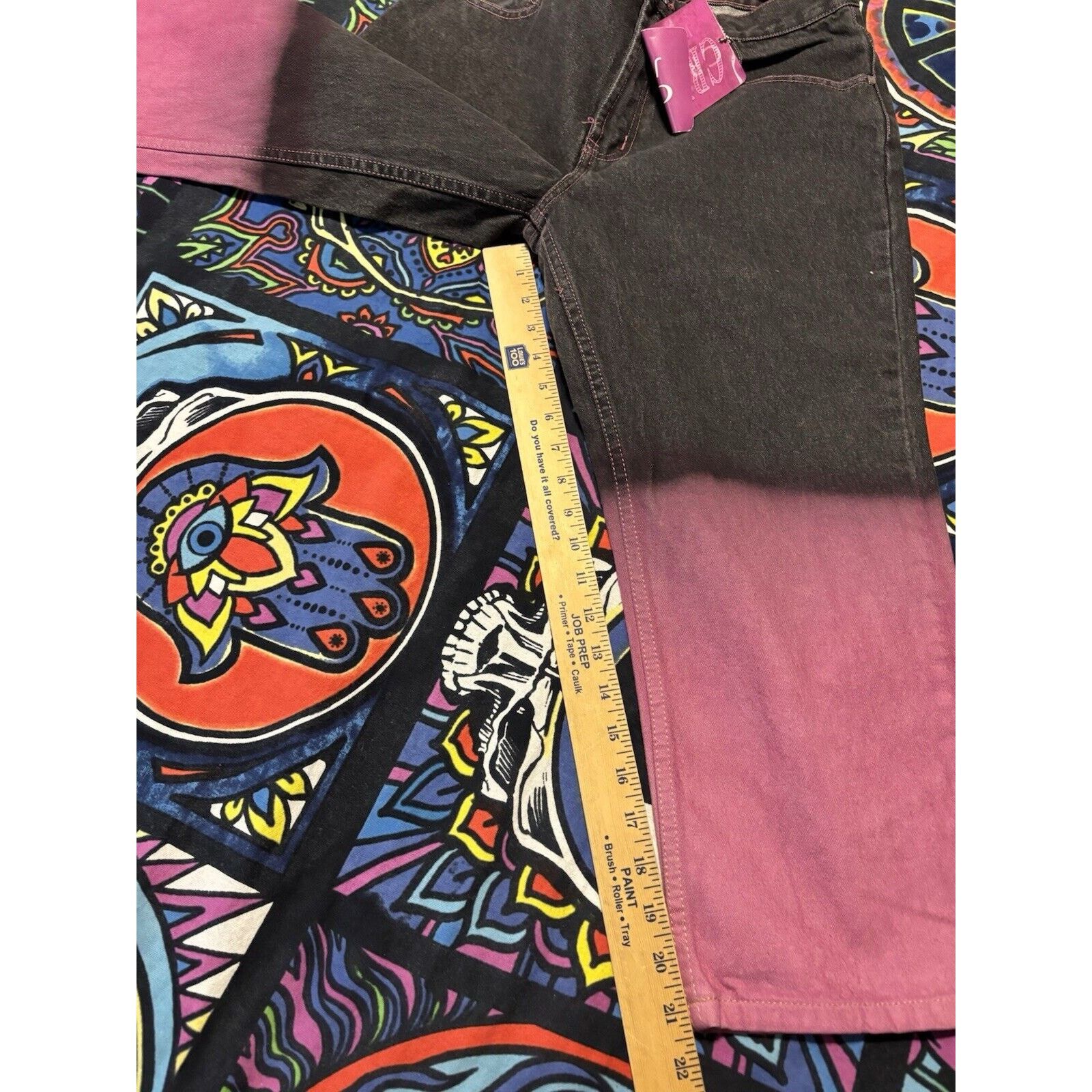 Other Vintage y2k crest pink black Capris Jorts hip hop NWT 13/14 Size US 28 / EU 44 - 9 Thumbnail