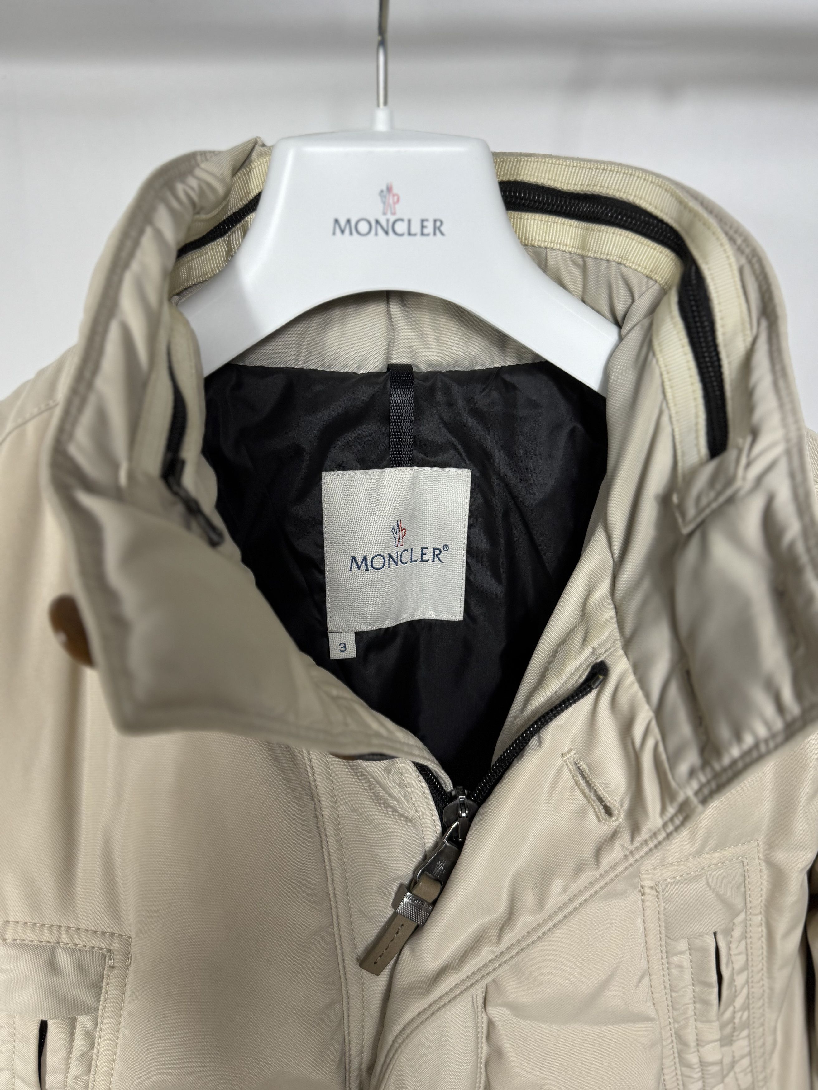 Moncler Moncler Padded Jacket Size US M / EU 48-50 / 2 - 4 Thumbnail