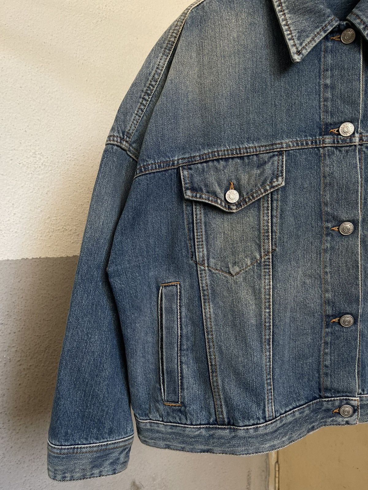 Maison Margiela MM6 Maison Margiela Oversized Type 3 Denim Jacket Boxy Size US S / EU 44-46 / 1 - 3 Thumbnail