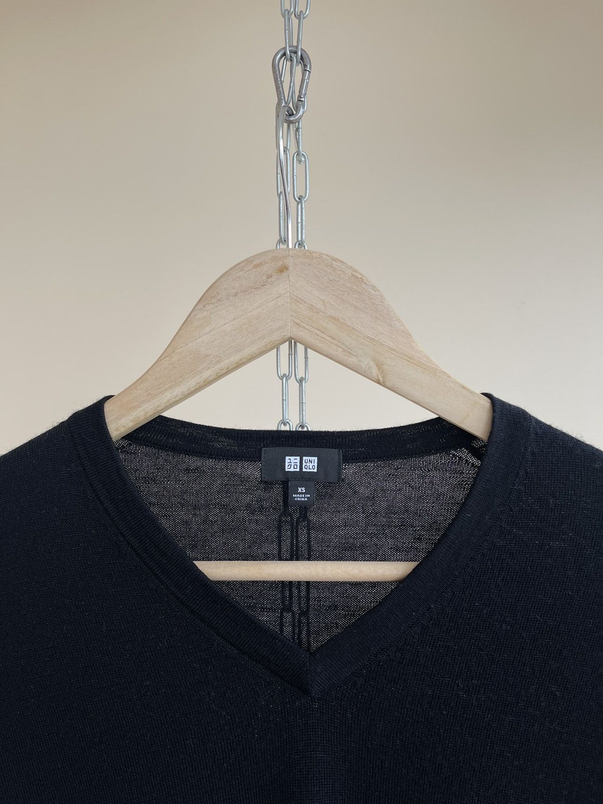 Uniqlo Uniqlo V-Neck Wool Lightweight Knit Pullover Jumper Sweater Size US XS / EU 42 / 0 - 3 Thumbnail