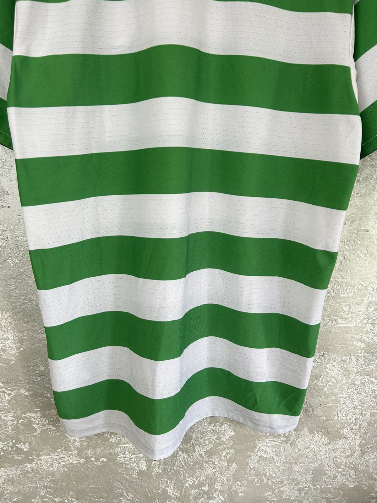Umbro Vintage Celtic FC 2004/05 Home Football Shirt Jersey Umbro Size US L / EU 52-54 / 3 - 9 Thumbnail