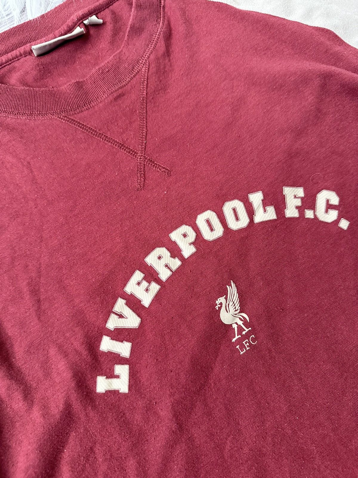 Reebok Reebok Liverpool 00s Vintage Red T shirt big logo hype y2k Size US L / EU 52-54 / 3 - 3 Thumbnail