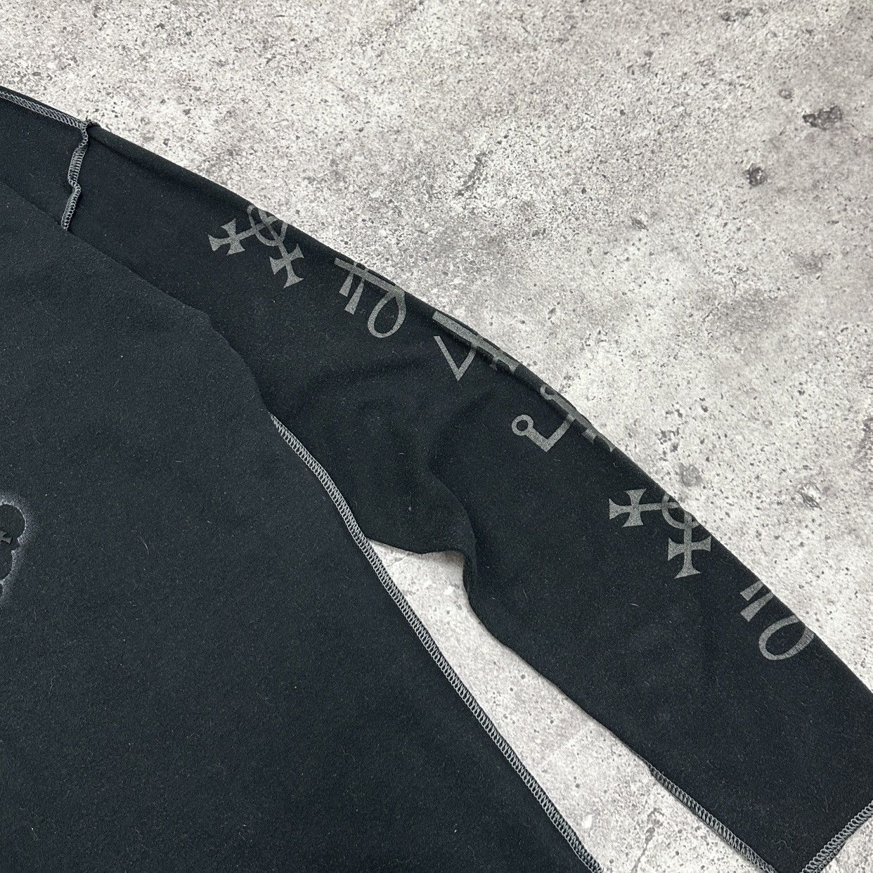 Vintage Vintage 90s Omen clothing Avant Garde long fit longsleev y2k Size US XL / EU 56 / 4 - 7 Thumbnail