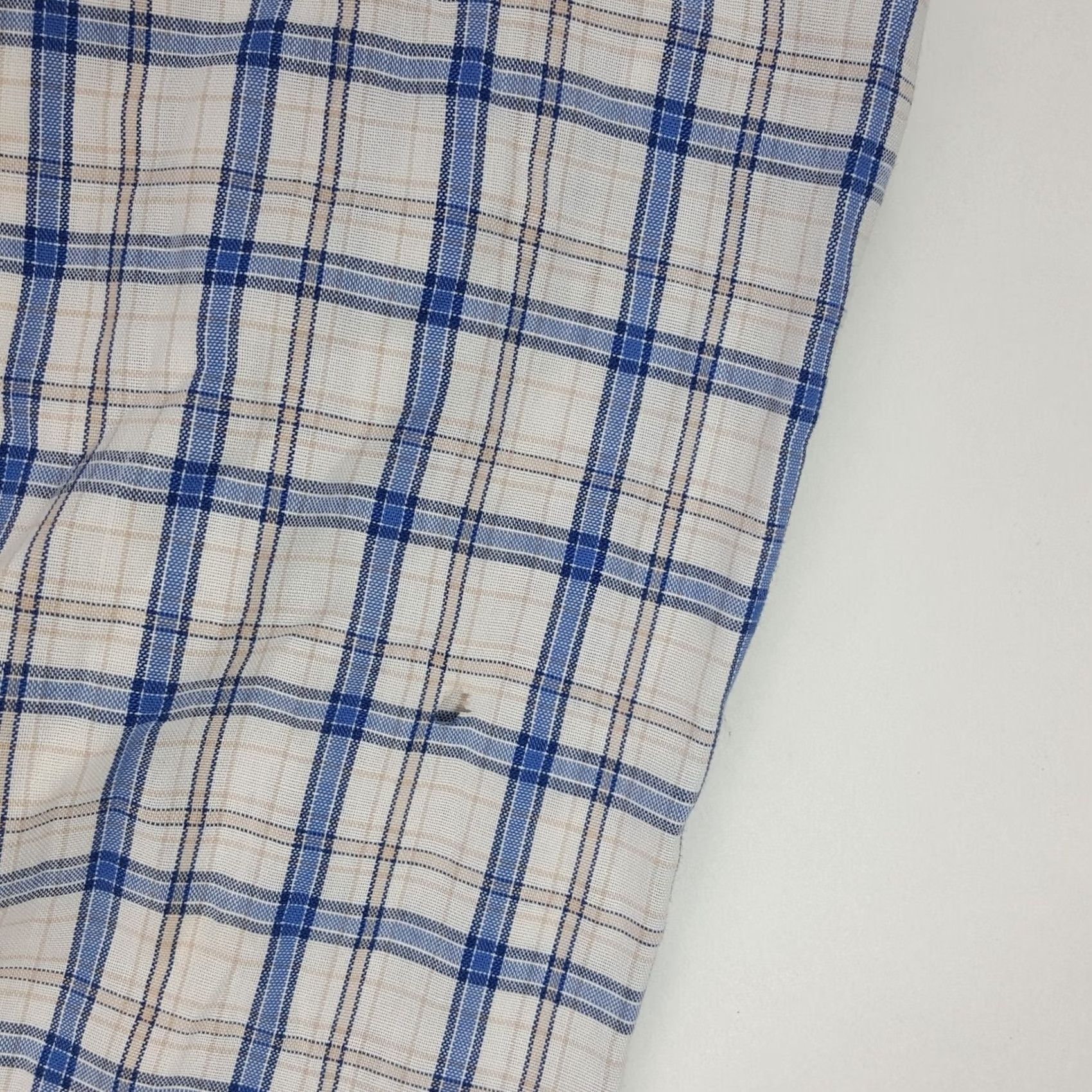 Wrangler VINTAGE Wrangler Blue Plaid Distressed Long Sleeve Men's Large Button Up Collared Shirt Size US L / EU 52-54 / 3 - 4 Thumbnail