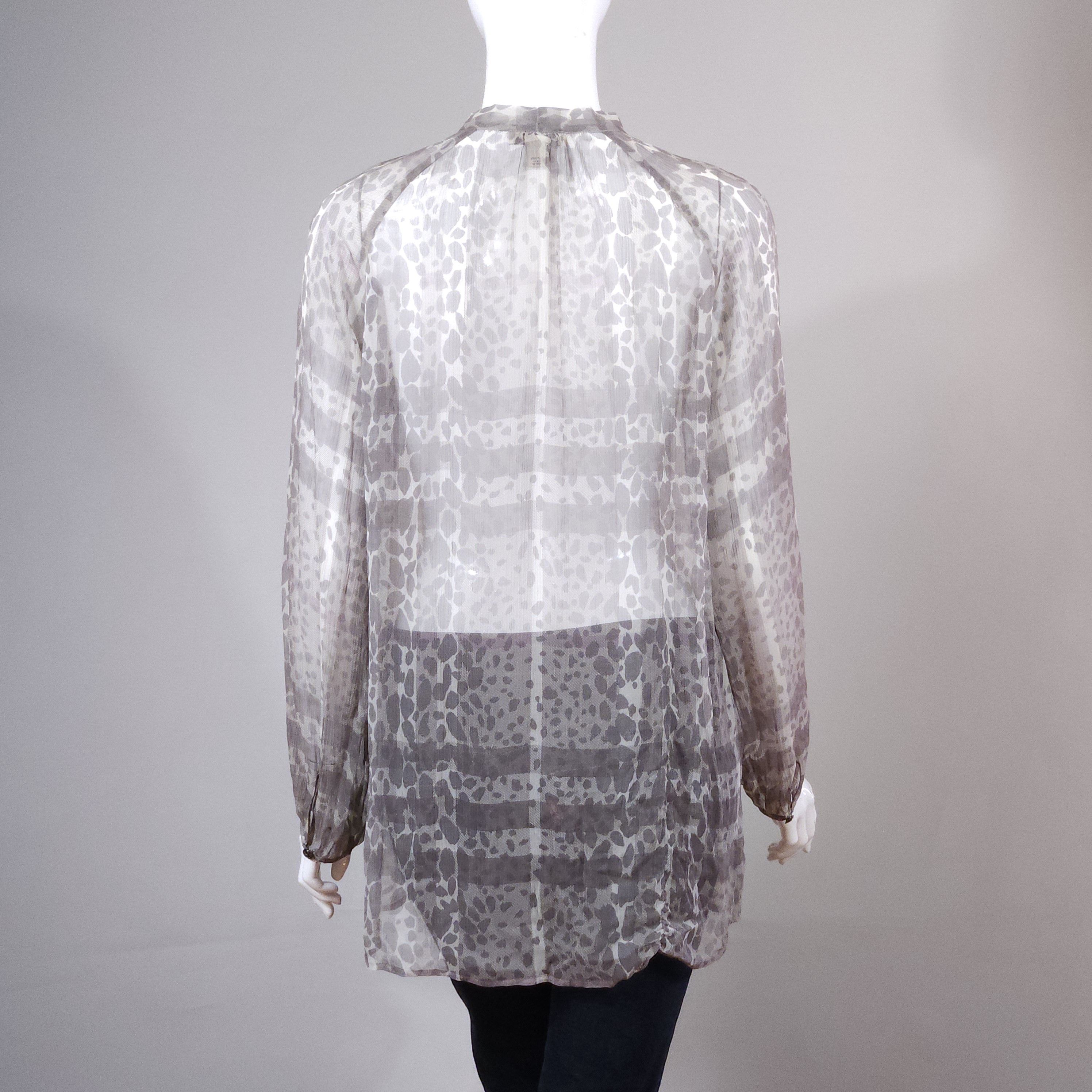 Burberry Burberry London Printed Chiffon Top Blouse Silk Half Zip Size M / US 6-8 / IT 42-44 - 3 Thumbnail