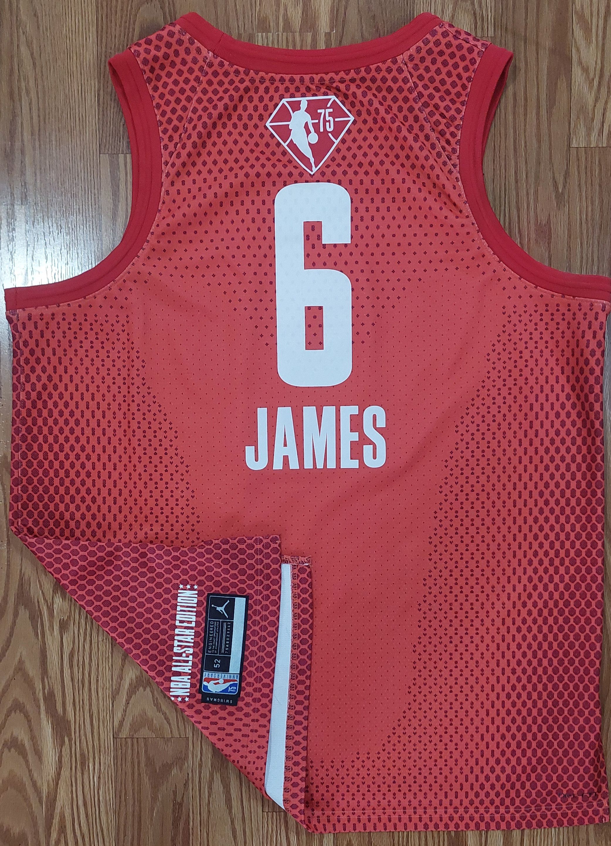 Nike Authentic 2022 LeBron James Nike All-Star Swingman Jersey Size US L / EU 52-54 / 3 - 9 Thumbnail