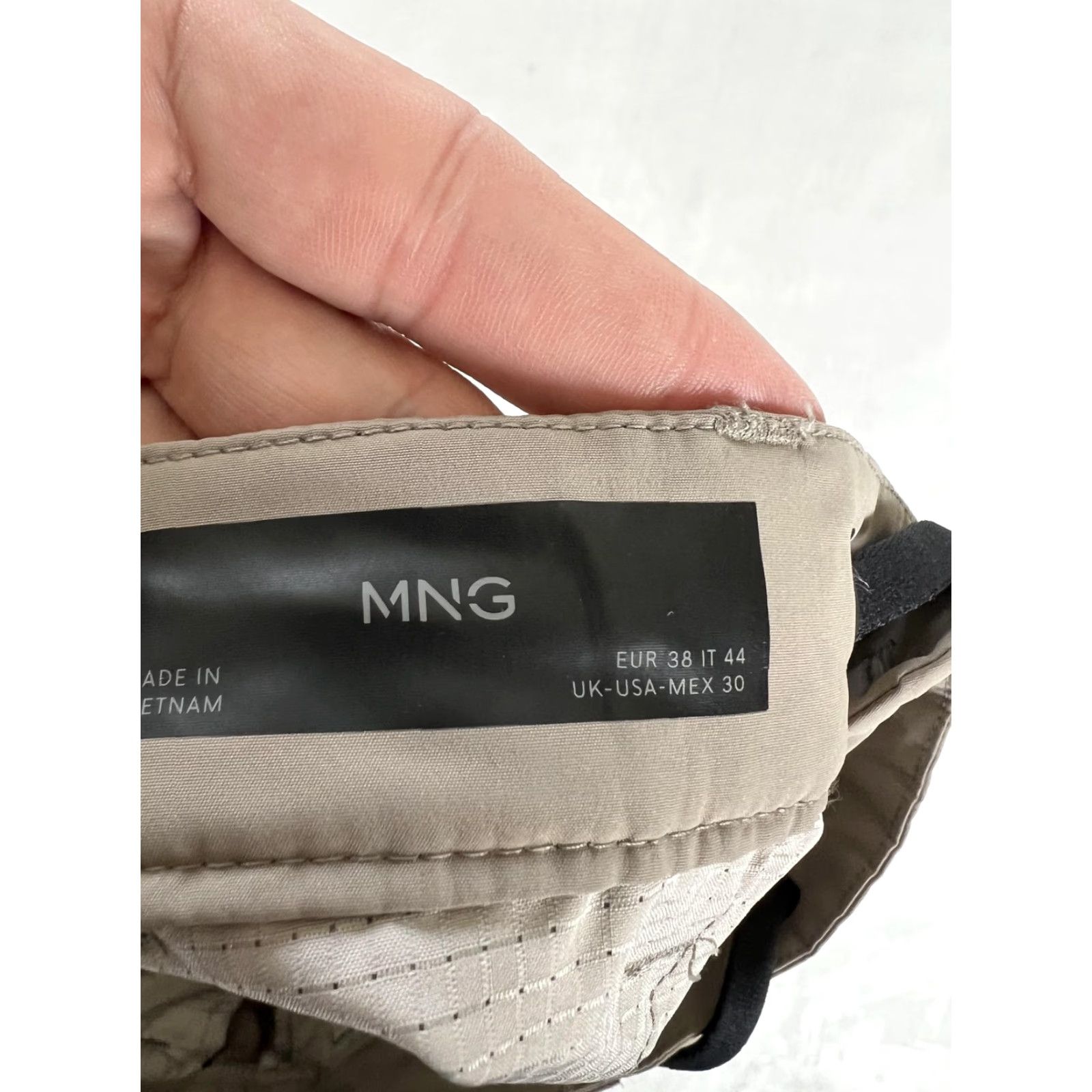 Mango MNG by Mango Cargo Pants Men's Beige Regular Fit Pocket Pockets Drawstring Waist 30x30 Casual Travel Size 30" / US 8 / IT 44 - 6 Thumbnail