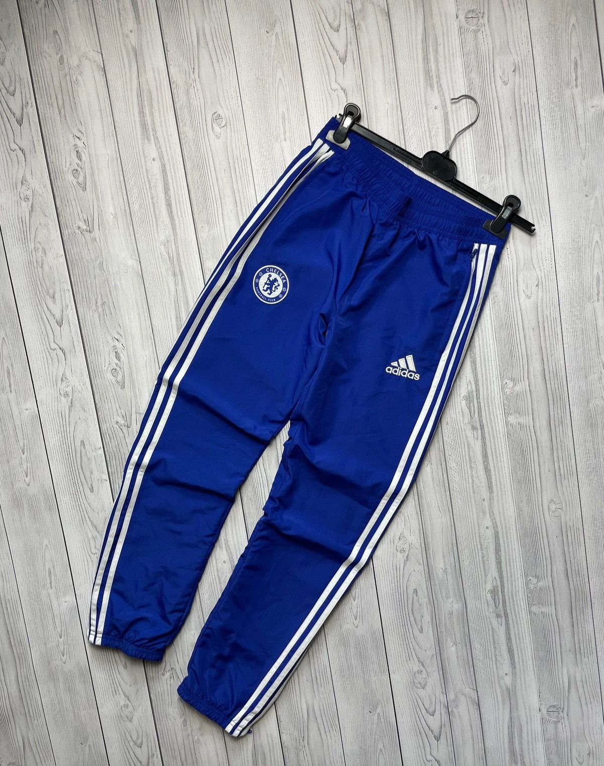 Adidas × Chelsea Soccer × Vintage Vintage adidas Chelsea soccer track suit size Xs rare Size US XS / EU 42 / 0 - 2 Thumbnail
