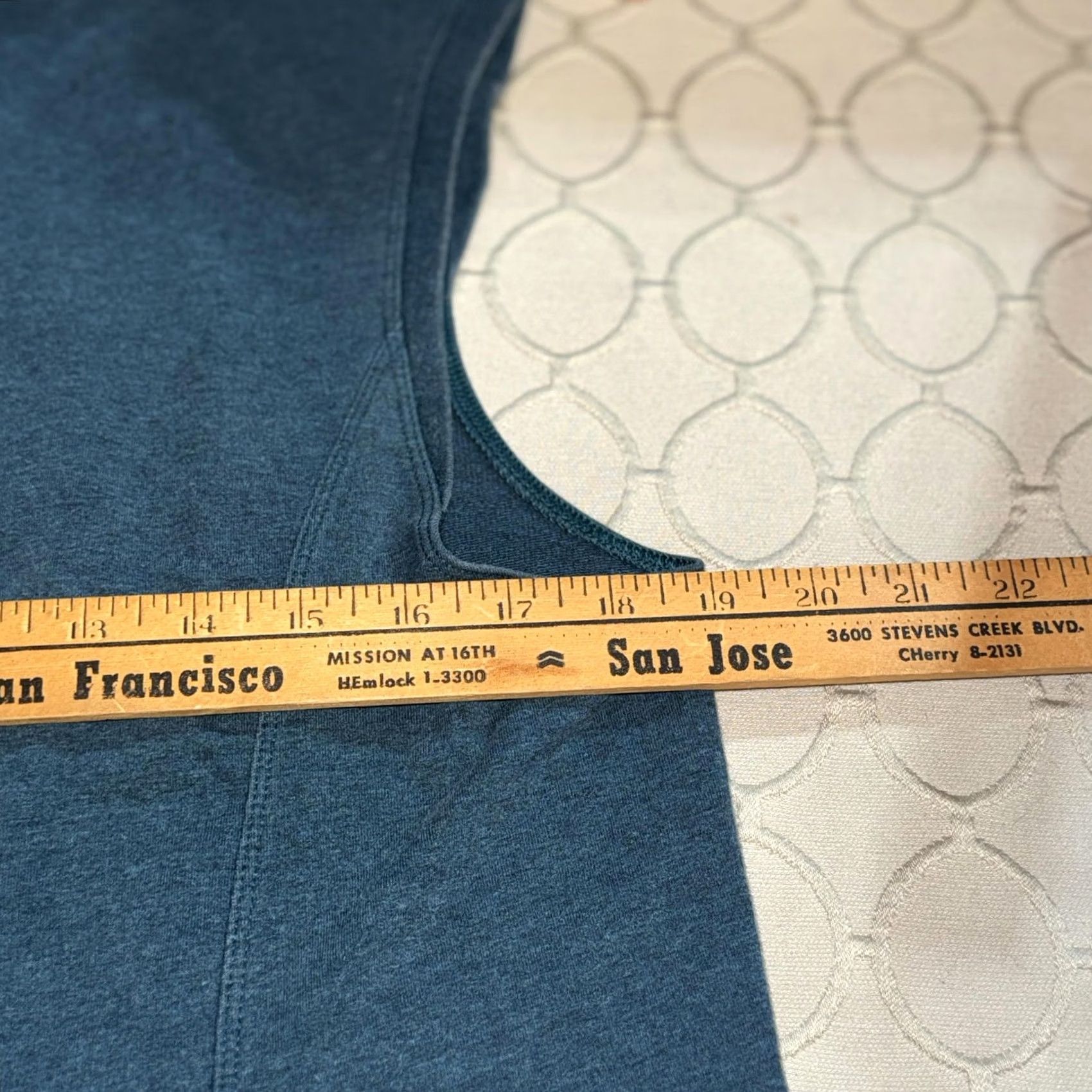 Lululemon Lululemon Hoodie Womens 10 Blue Heather Sleeveless Hoodie Sweatshirt Vest Logo Pockets Sleeveless Knit Hooded Pullover Size L / US 10 / IT 46 - 6 Thumbnail