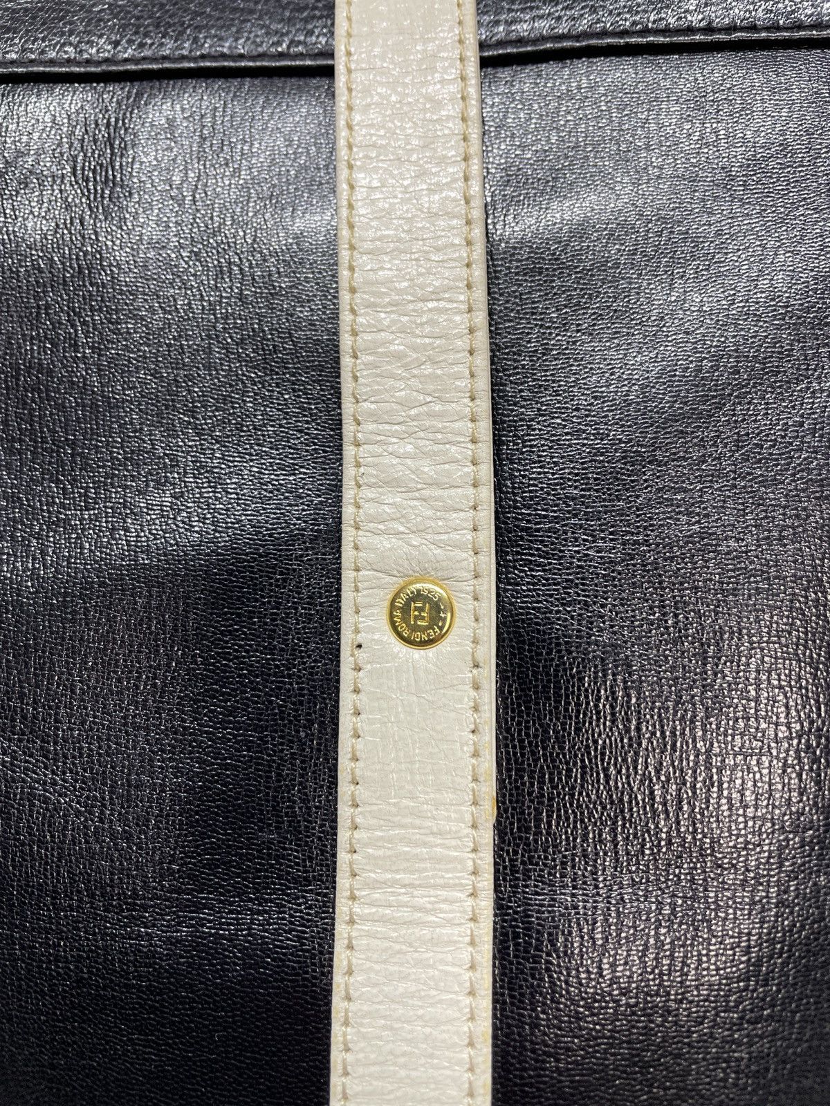 Designer × Fendi Vintage Y2K Fendi Monogram Leather Shoulder Bag Size ONE SIZE - 14 Thumbnail