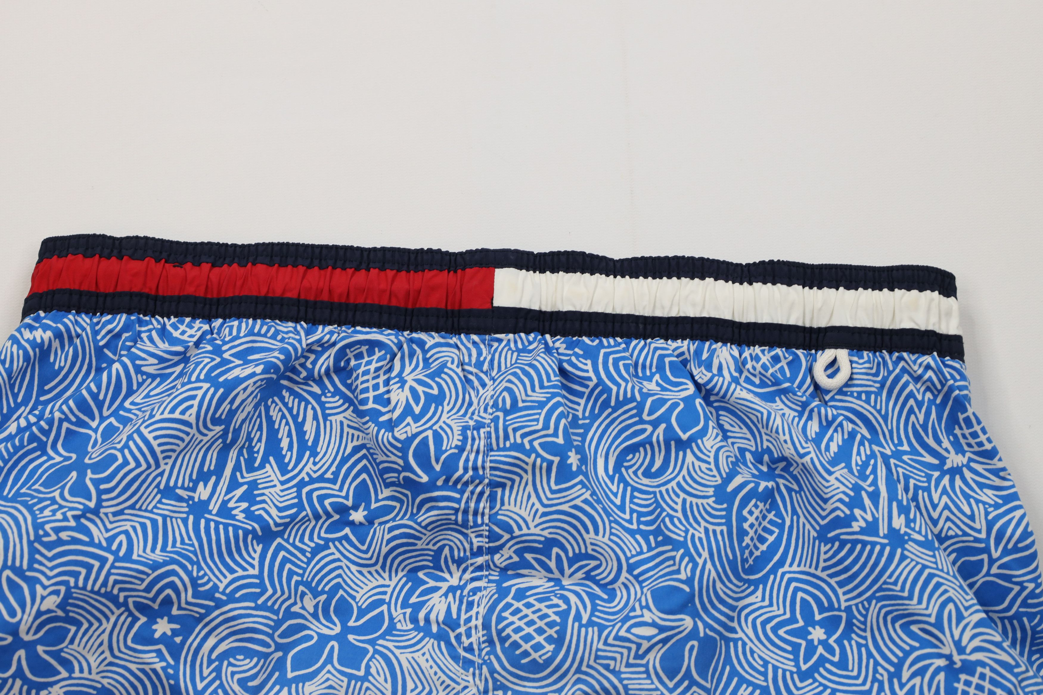 Tommy Hilfiger Vintage Tommy Hilfiger Flower Lined Shorts Swim Trunks Size US 32 / EU 48 - 11 Thumbnail