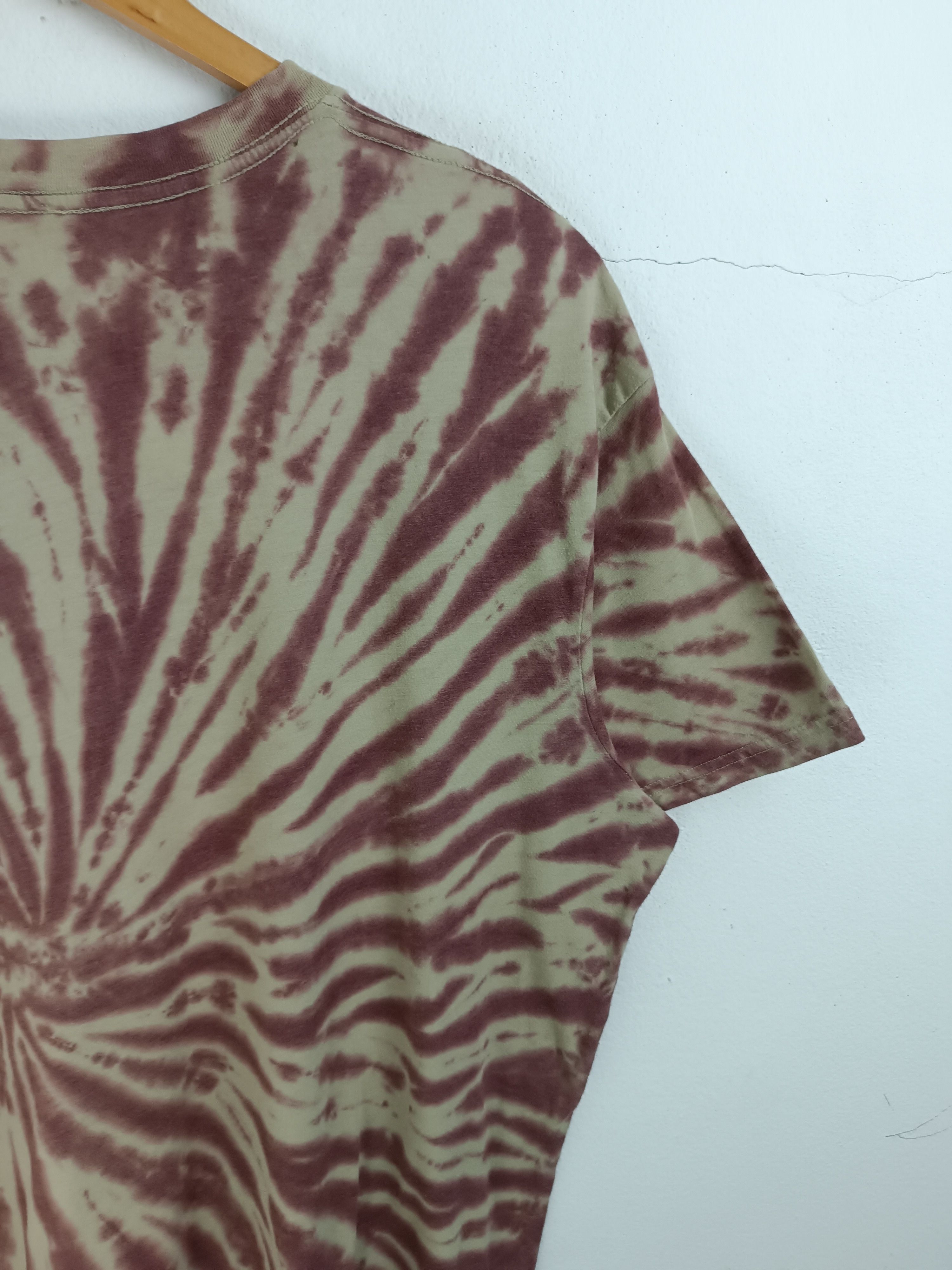 Pink Floyd VINTAGE PINK FLOYD WORLD TOUR 87 REISSUE TIE DYE VERY RARE Size US XXL / EU 58 / 5 - 14 Thumbnail