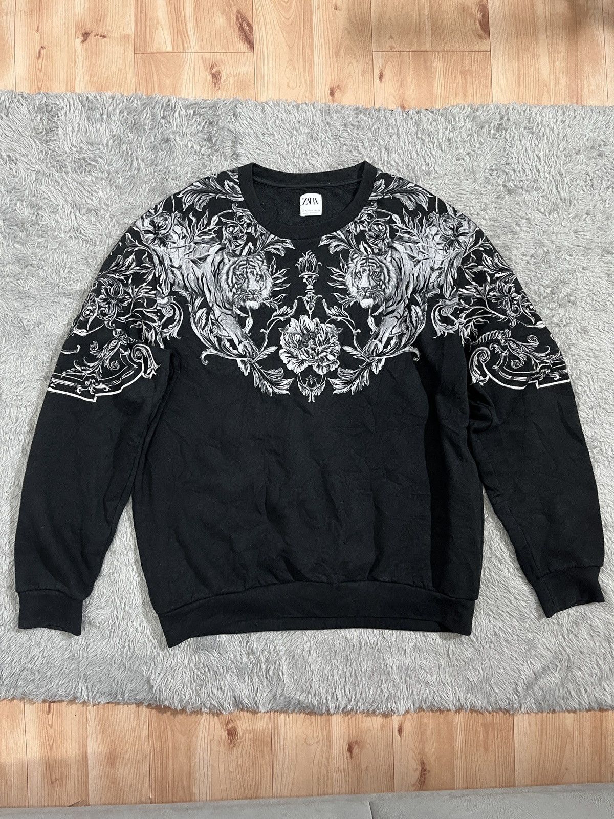 Zara ZARA Tiger Tribal Sweatshirt Size US XL / EU 56 / 4 - 1 Thumbnail