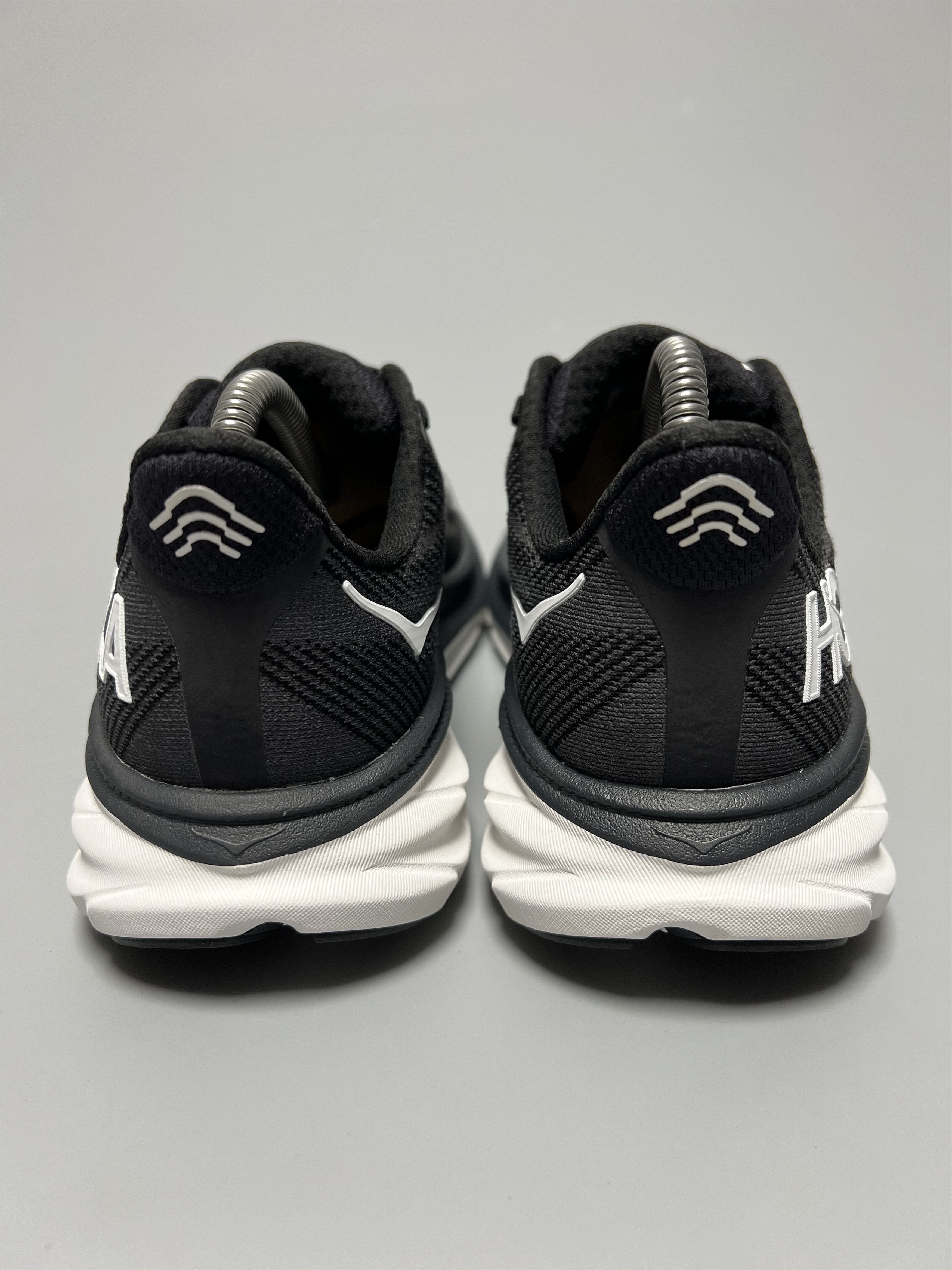 Hoka 6.5D Hoka One One Clifton 9 Wide Running Shoes Walking Gym Size US 6.5 / IT 36.5 - 3 Thumbnail