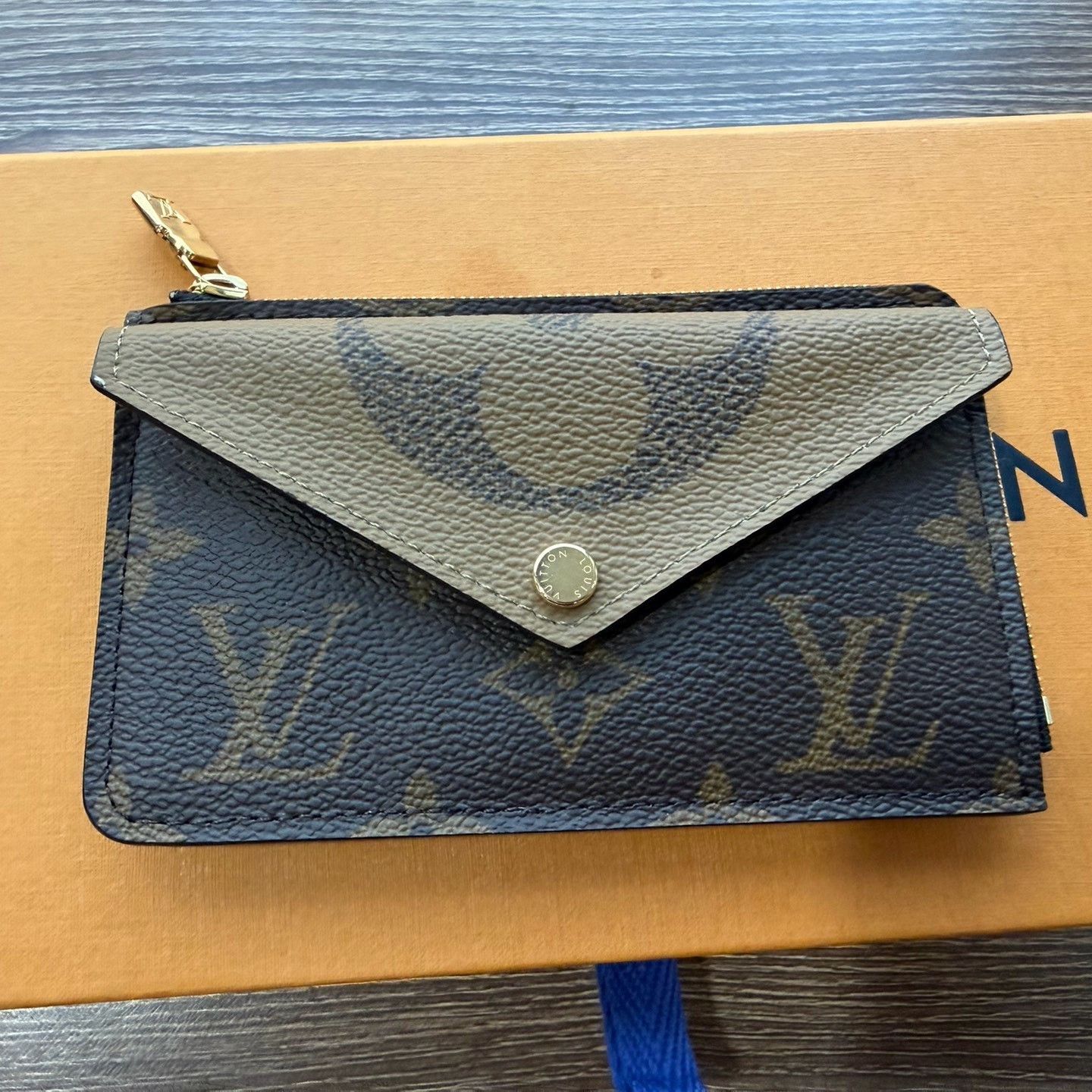 Louis Vuitton Louis Vuitton Cropped Multi Wallet one size Men Size ONE SIZE - 1 Thumbnail